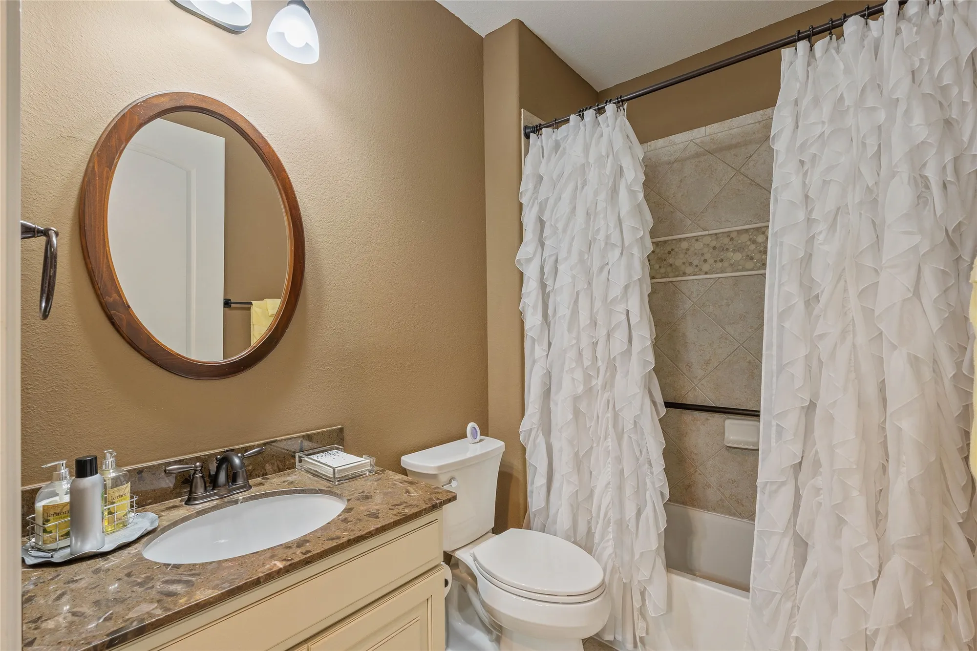 Property Slideshow image 26 of 39 | 149 bellardia ct, Montgomery, TX, 77316