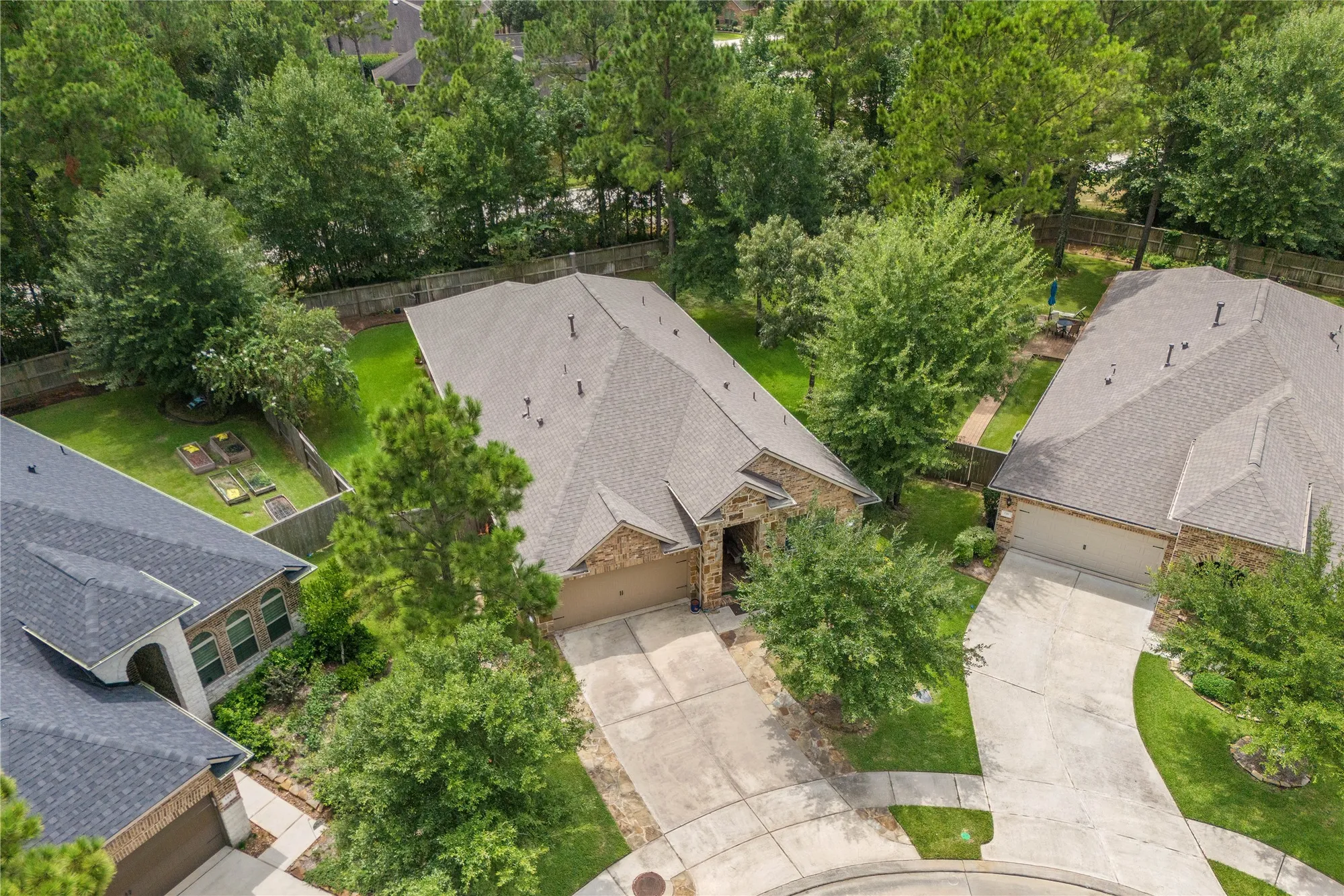 Property Slideshow image 33 of 39 | 149 bellardia ct, Montgomery, TX, 77316