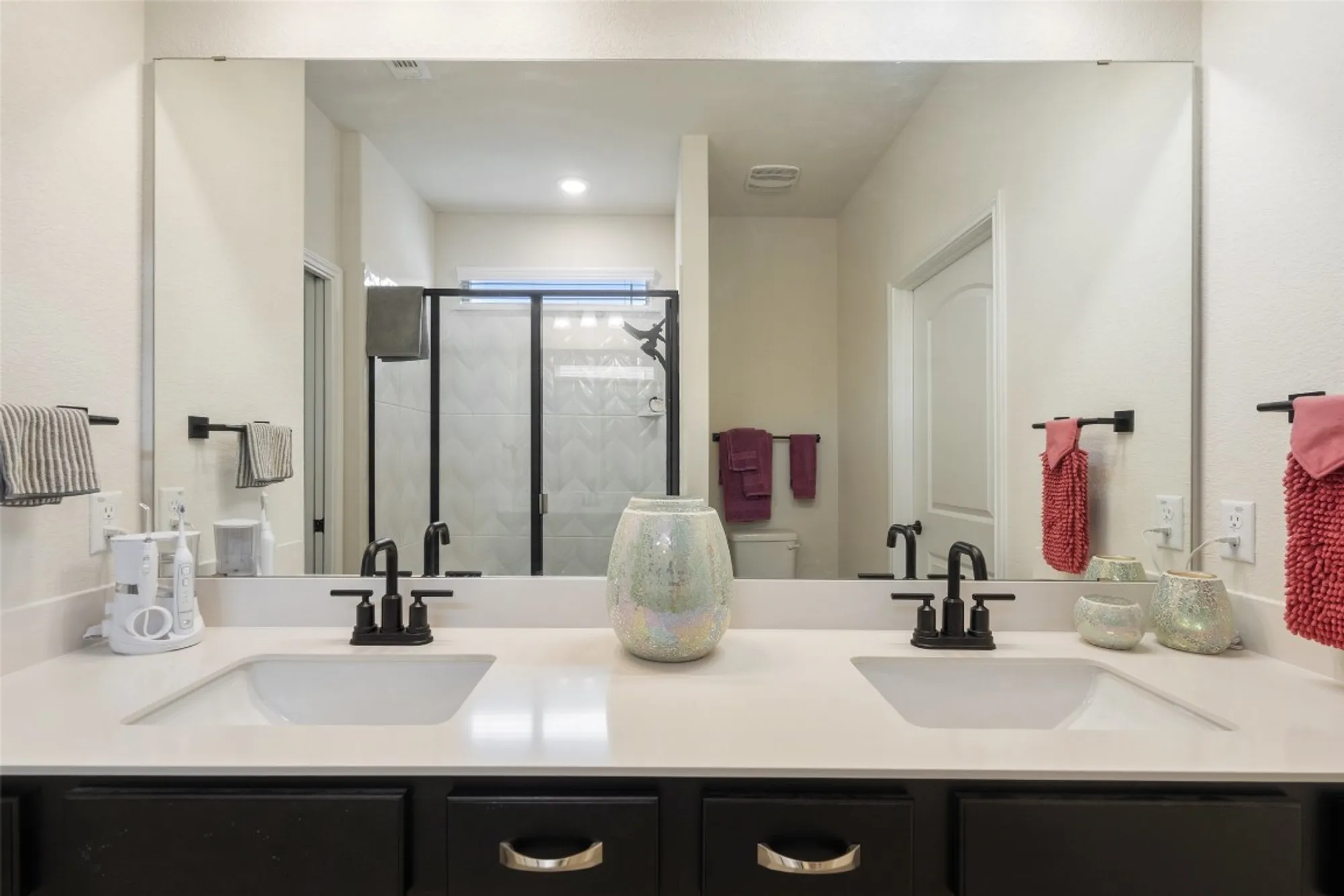 Property Slideshow image 27 of 38 | 902 saratoga ln, Georgetown, TX, 78633