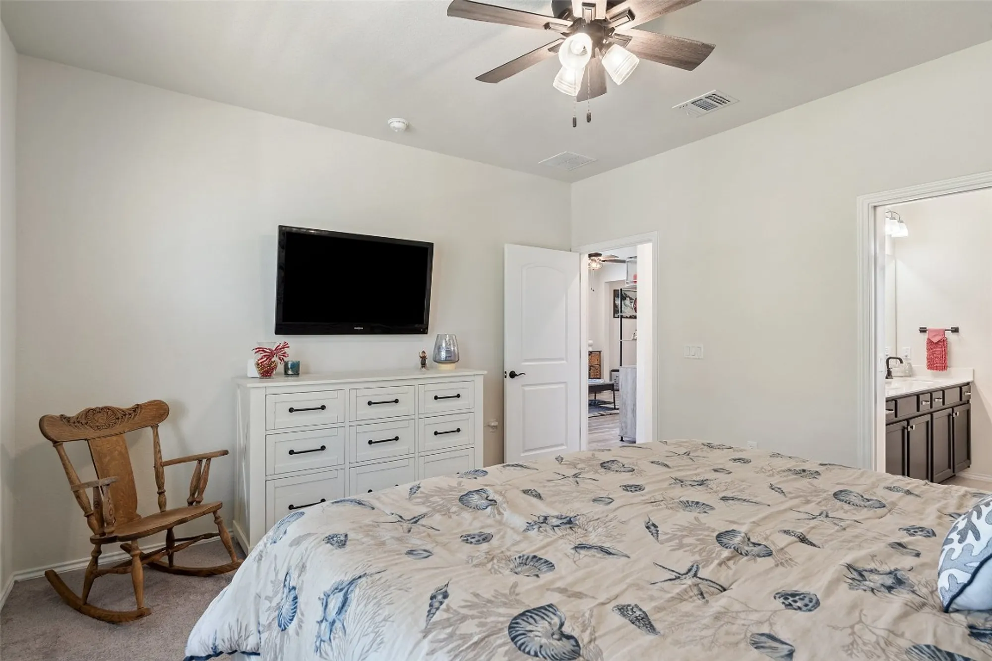 Property Slideshow image 20 of 38 | 902 saratoga ln, Georgetown, TX, 78633