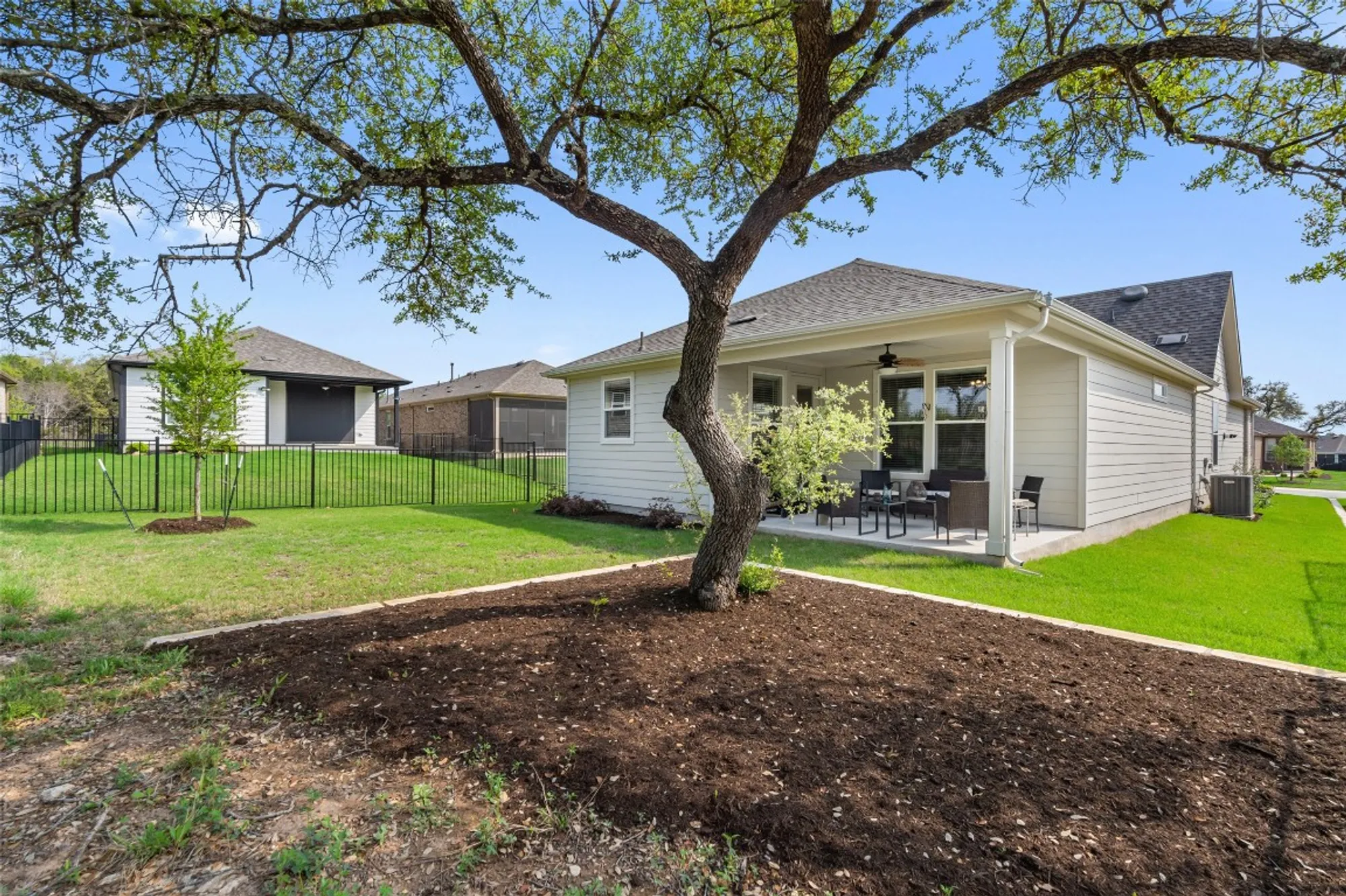 Property Slideshow image 35 of 38 | 902 saratoga ln, Georgetown, TX, 78633