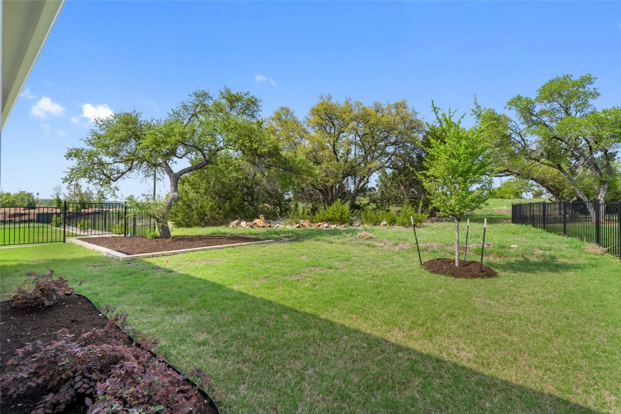 Property Slideshow image 37 of 38 | 902 saratoga ln, Georgetown, TX, 78633