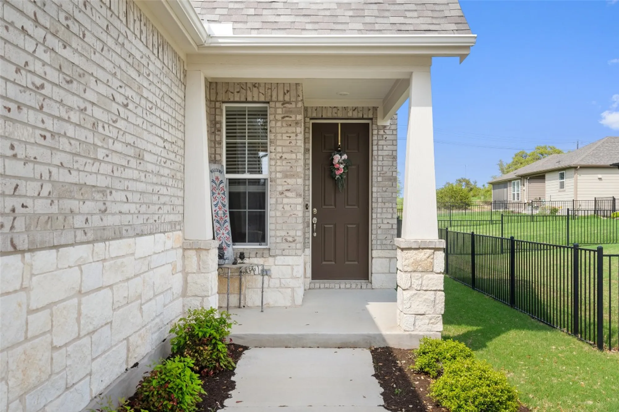 Property Slideshow image 3 of 38 | 902 saratoga ln, Georgetown, TX, 78633