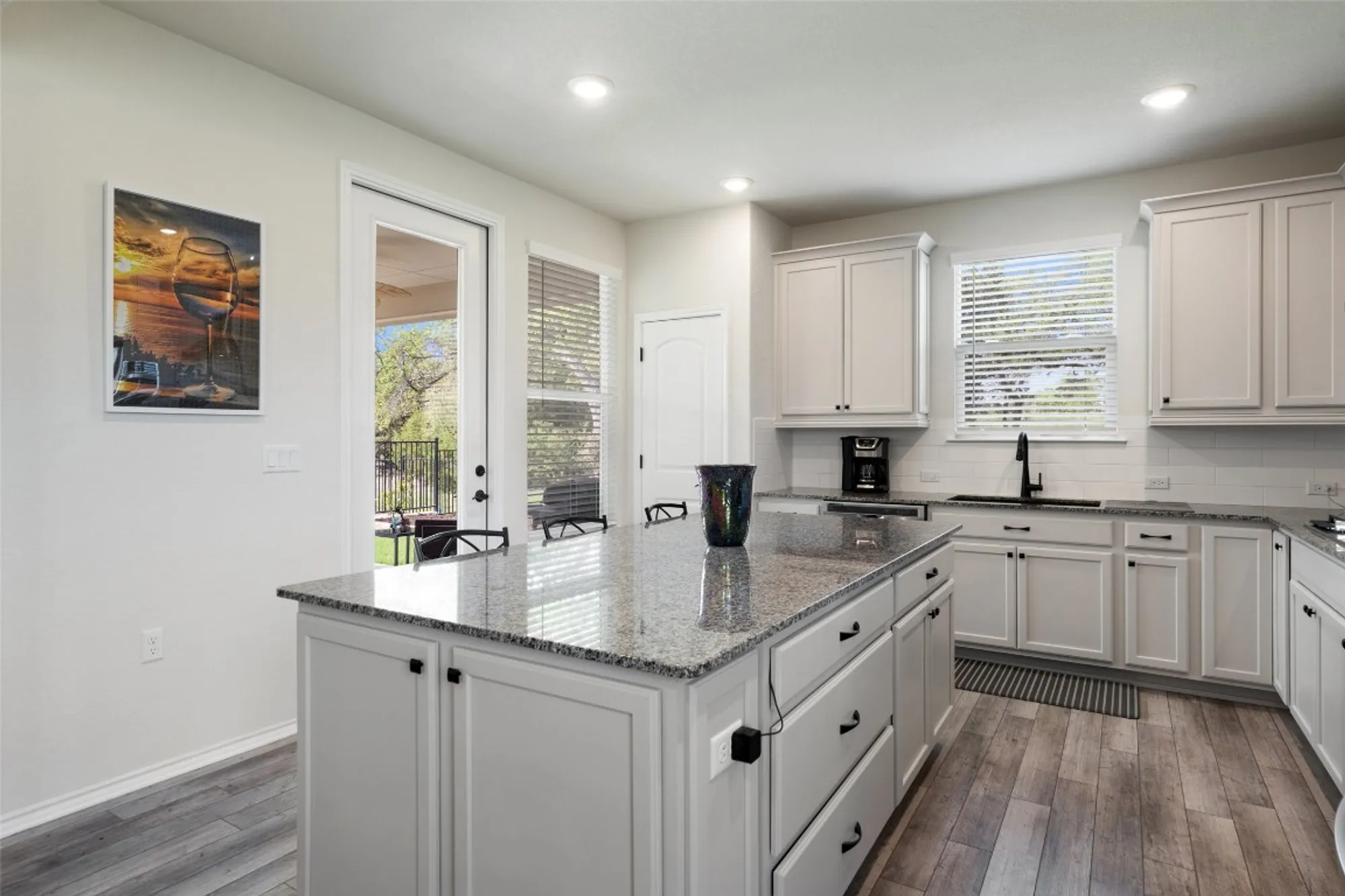 Property Slideshow image 5 of 38 | 902 saratoga ln, Georgetown, TX, 78633