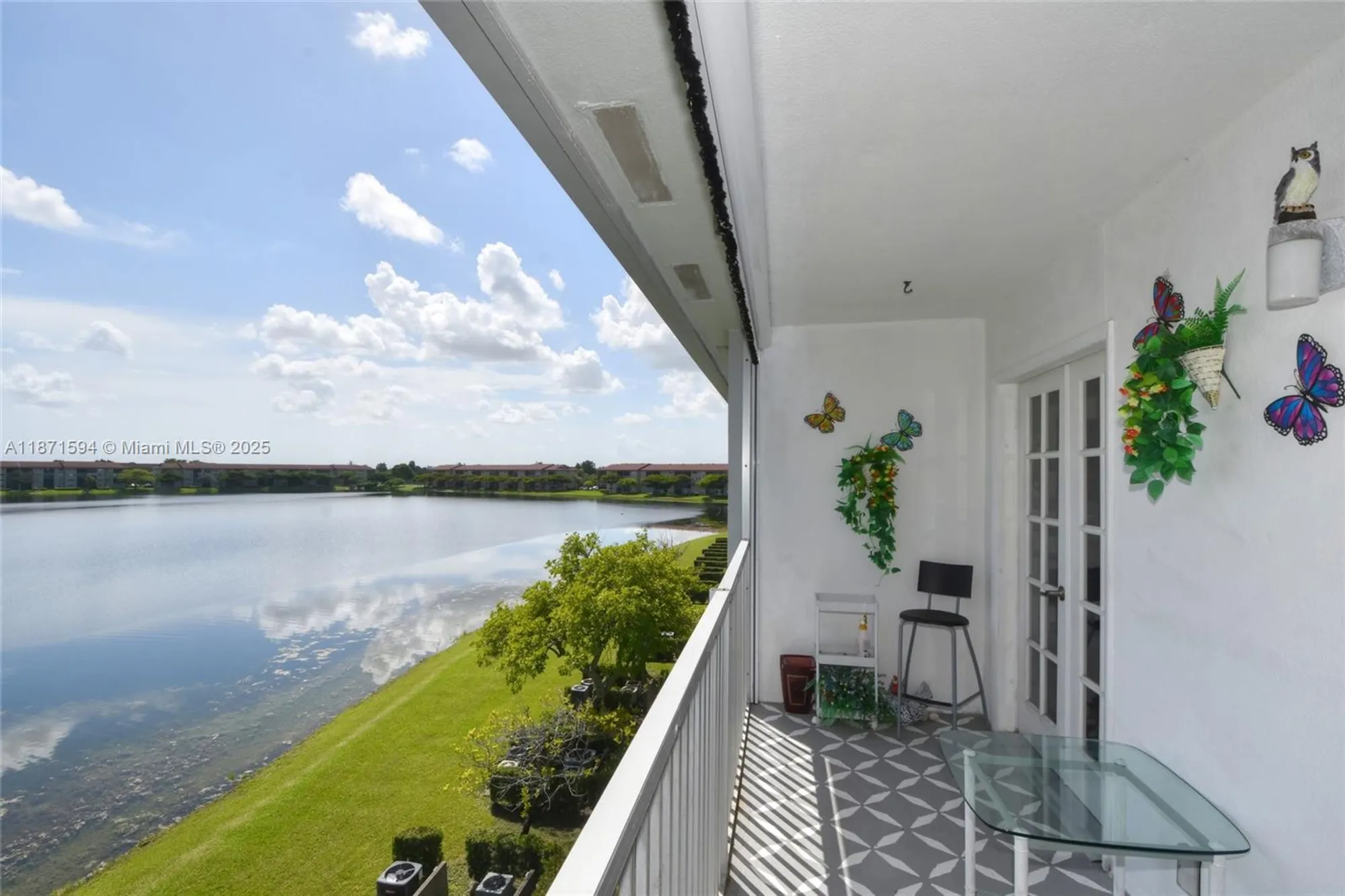 Property Slideshow image 18 of 26 | 1401 sw 134th way 402c, Pembroke Pines, FL, 33027