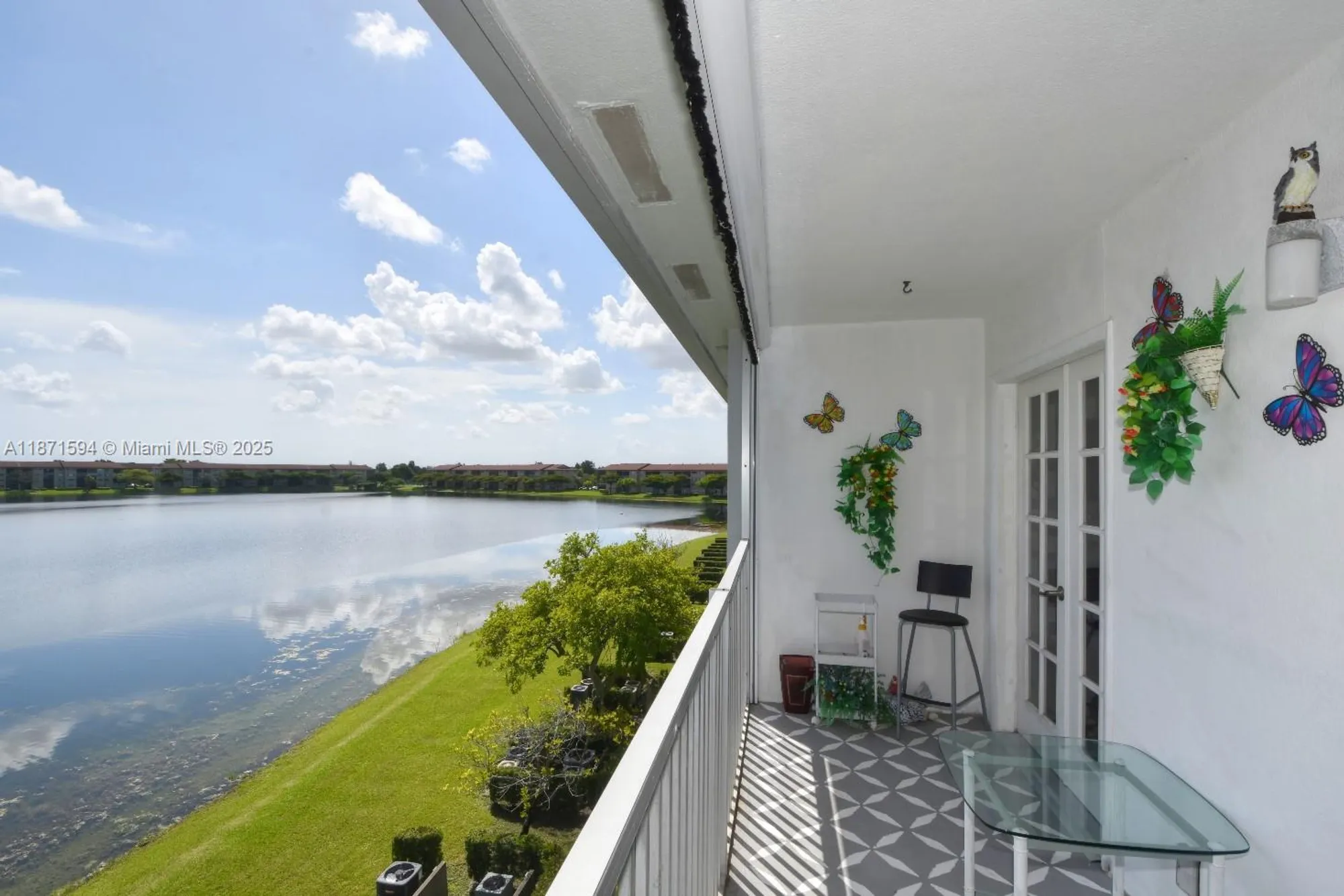 Property Slideshow image 1 of 26 | 1401 sw 134th way 402c, Pembroke Pines, FL, 33027