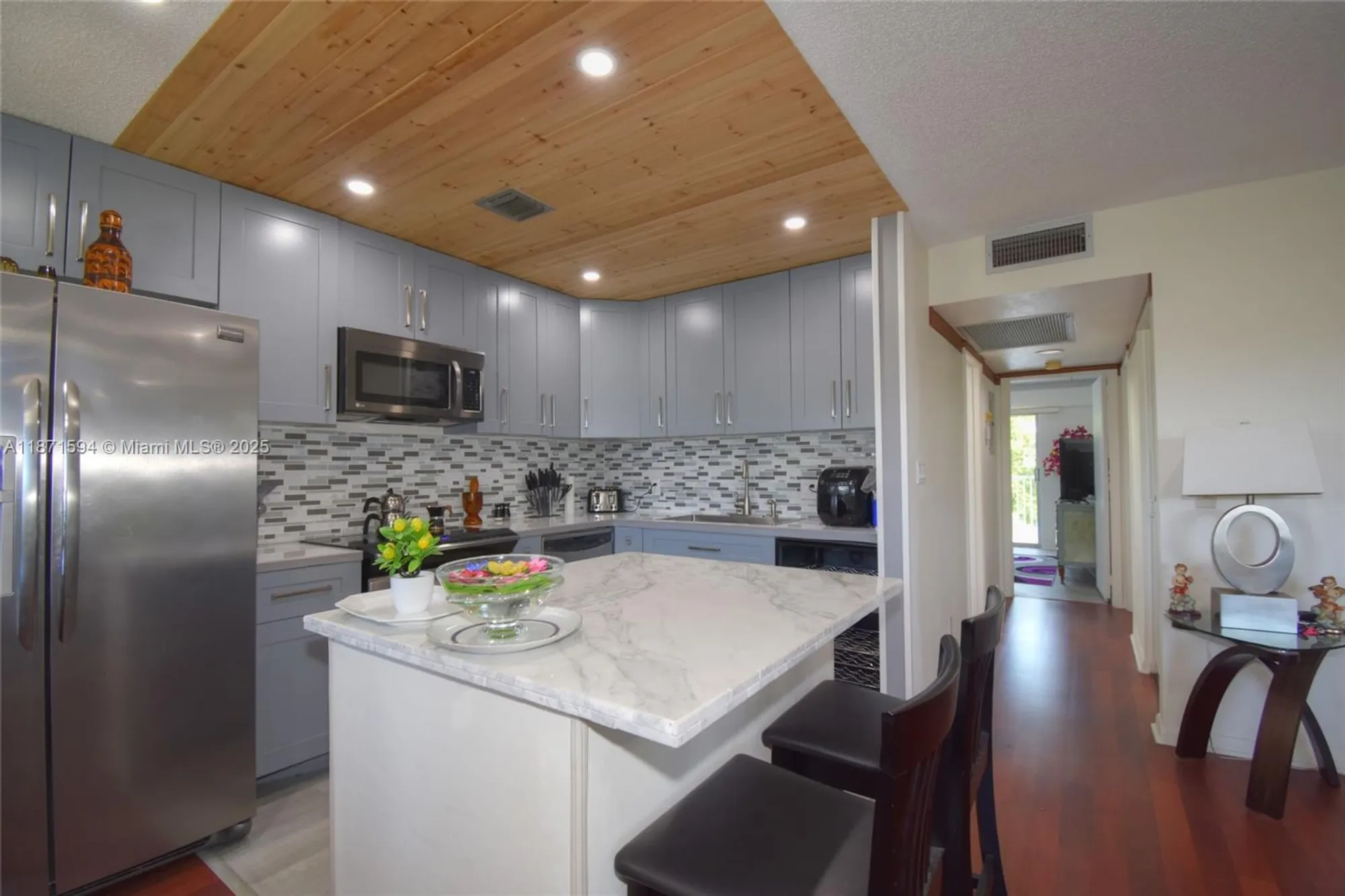 Property Slideshow image 8 of 26 | 1401 sw 134th way 402c, Pembroke Pines, FL, 33027
