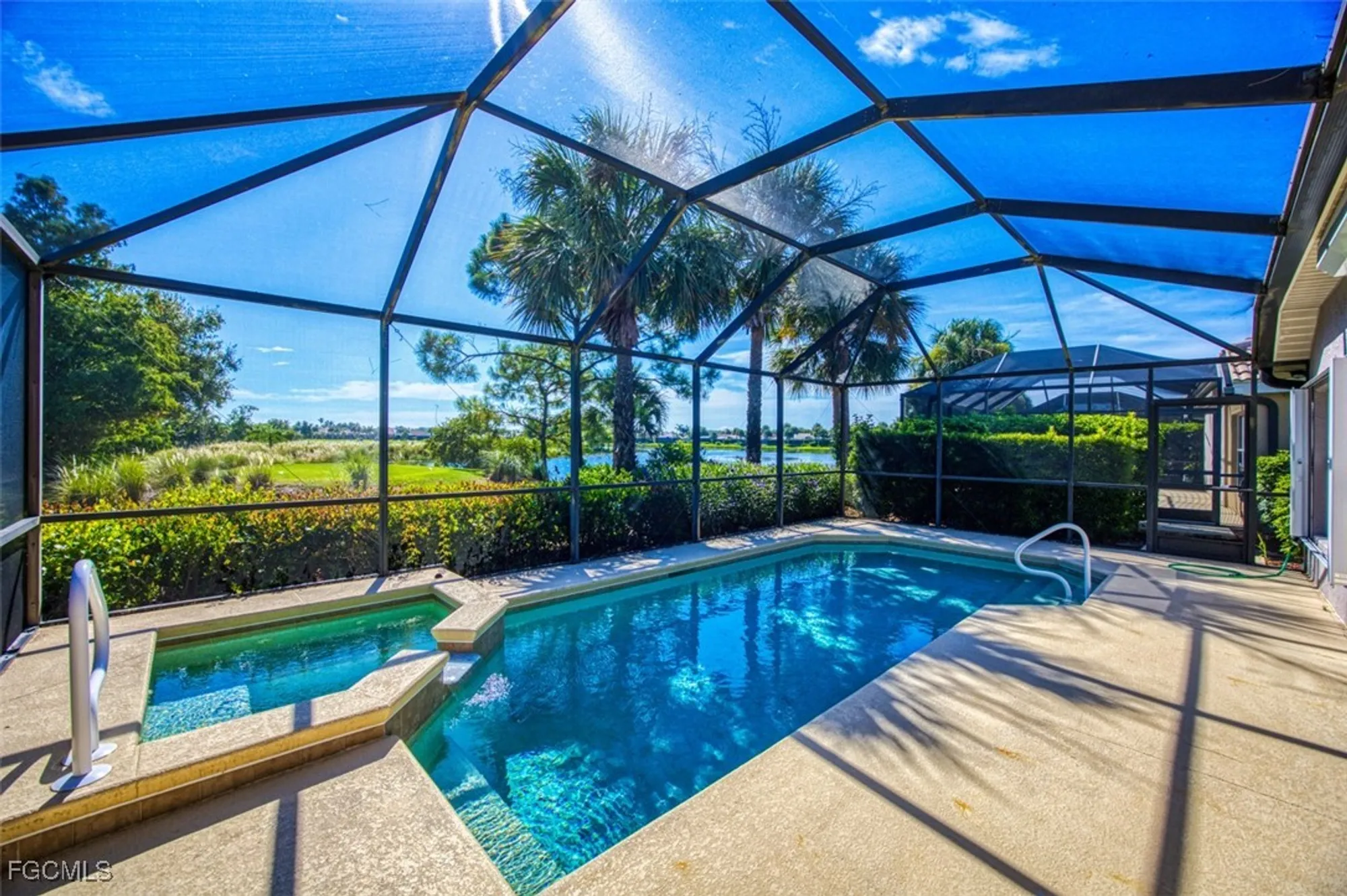 Property Slideshow image 1 of 50 | 10053 oakhurst way, Fort Myers, FL, 33913