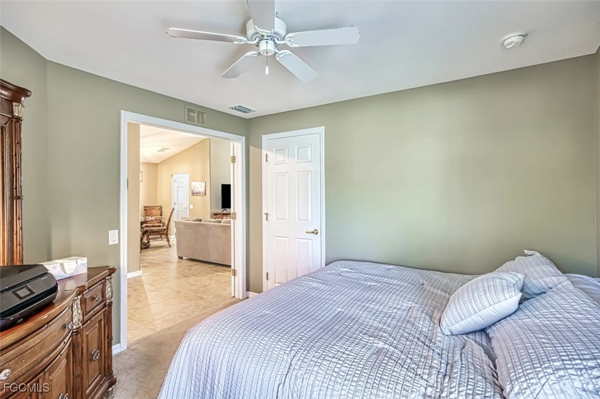 Property Slideshow image 31 of 50 | 10053 oakhurst way, Fort Myers, FL, 33913