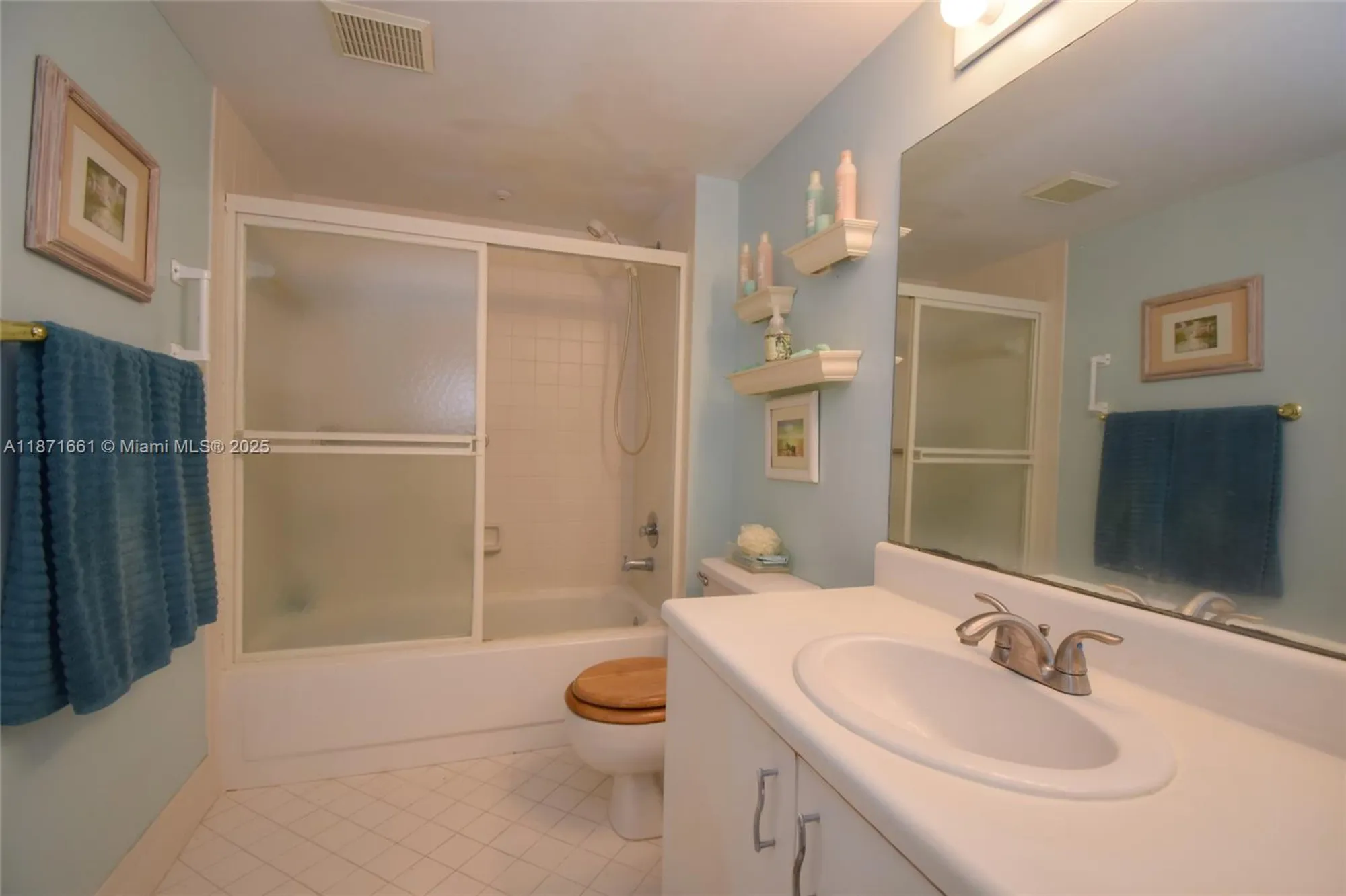 Property Slideshow image 23 of 25 | 13455 sw 16th ct f114, Pembroke Pines, FL, 33027