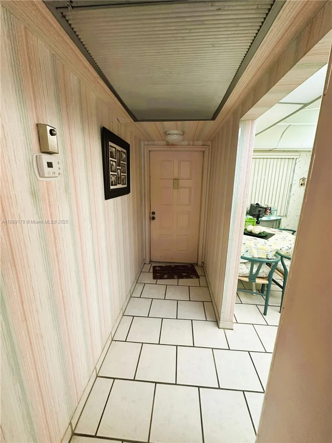 Property Slideshow image 17 of 34 | 1100 colony point cir 215, Pembroke Pines, FL, 33026