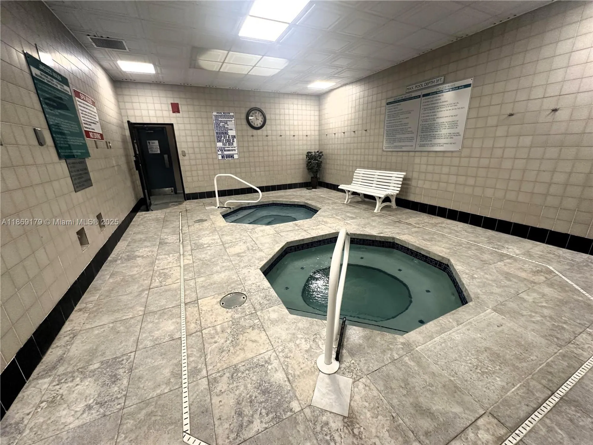 Property Slideshow image 29 of 34 | 1100 colony point cir 215, Pembroke Pines, FL, 33026