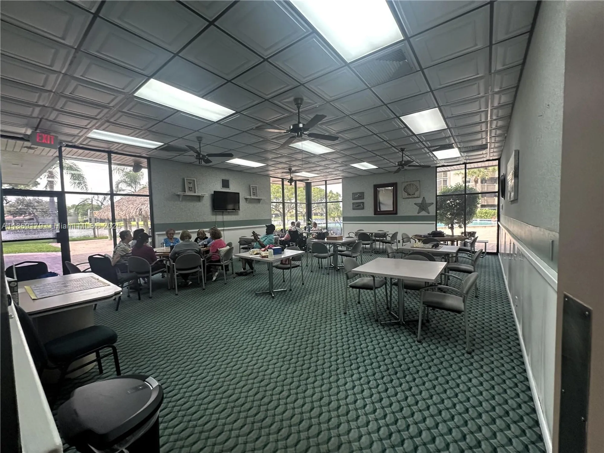 Property Slideshow image 30 of 34 | 1100 colony point cir 215, Pembroke Pines, FL, 33026