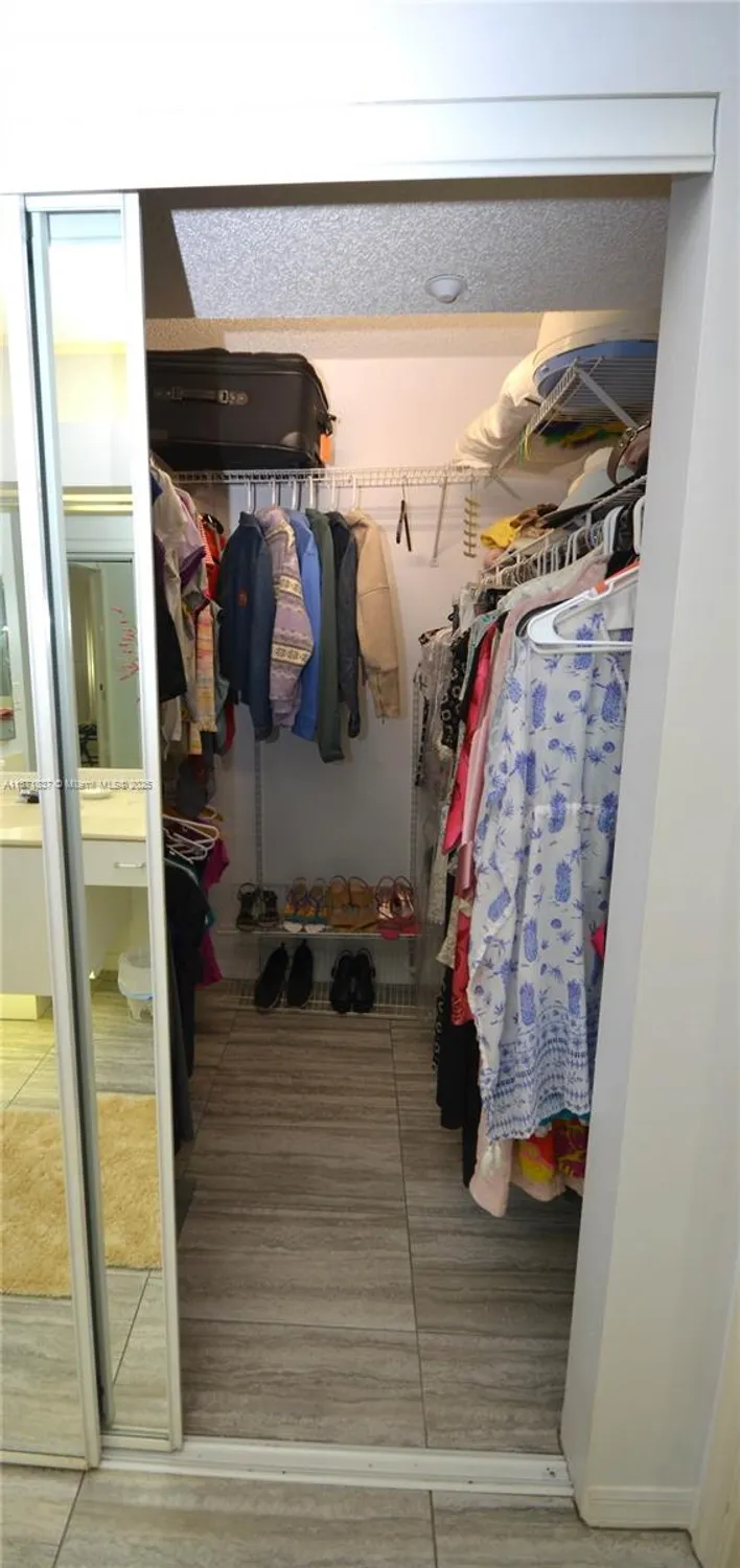 Property Slideshow image 15 of 42 | 7730 granville dr # 202, Tamarac, FL, 33321