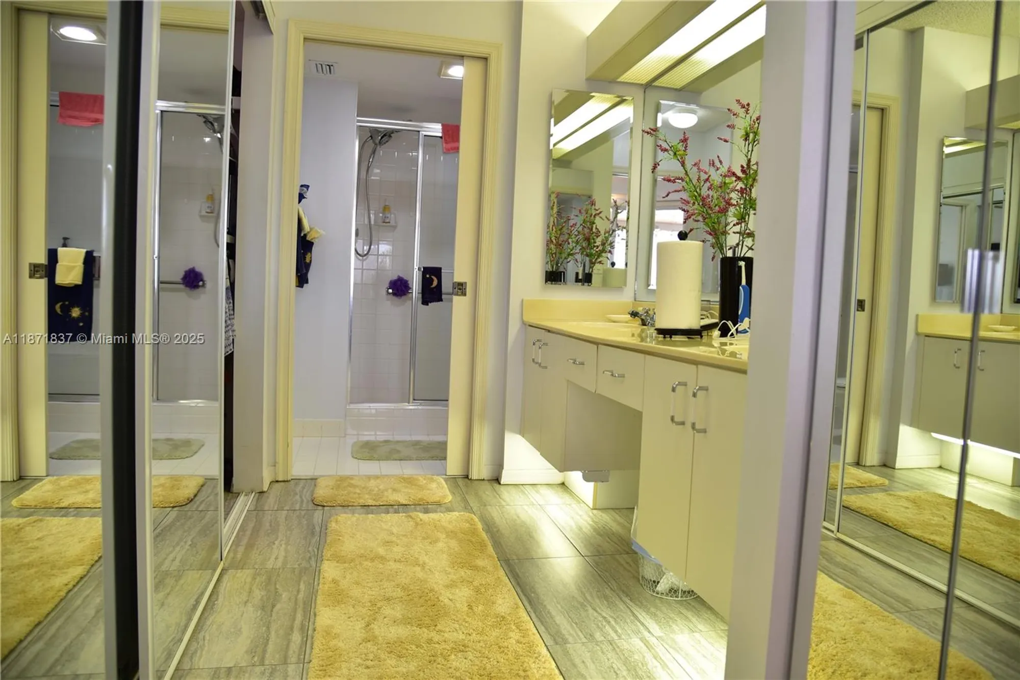 Property Slideshow image 19 of 42 | 7730 granville dr # 202, Tamarac, FL, 33321