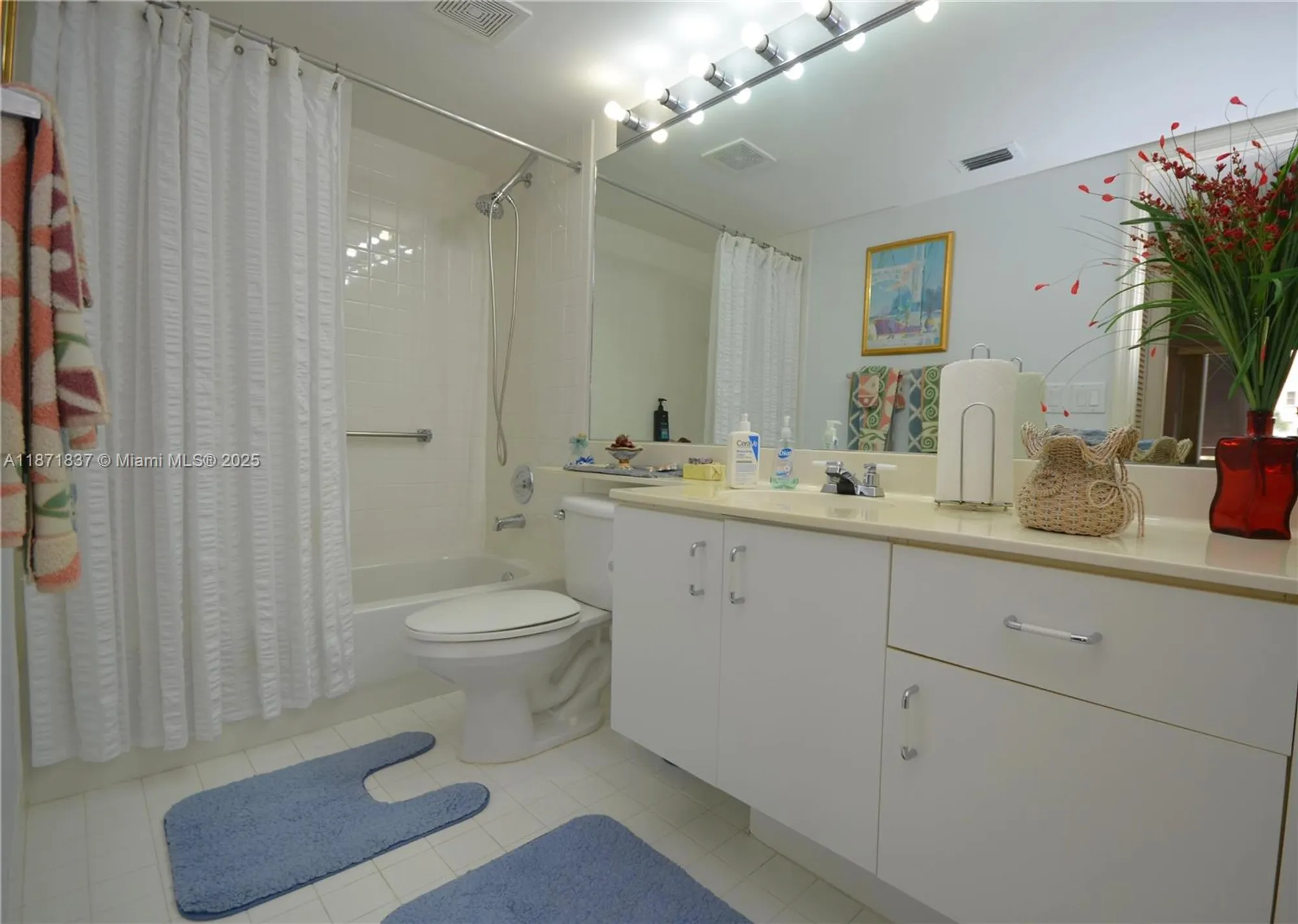 Property Slideshow image 26 of 42 | 7730 granville dr # 202, Tamarac, FL, 33321