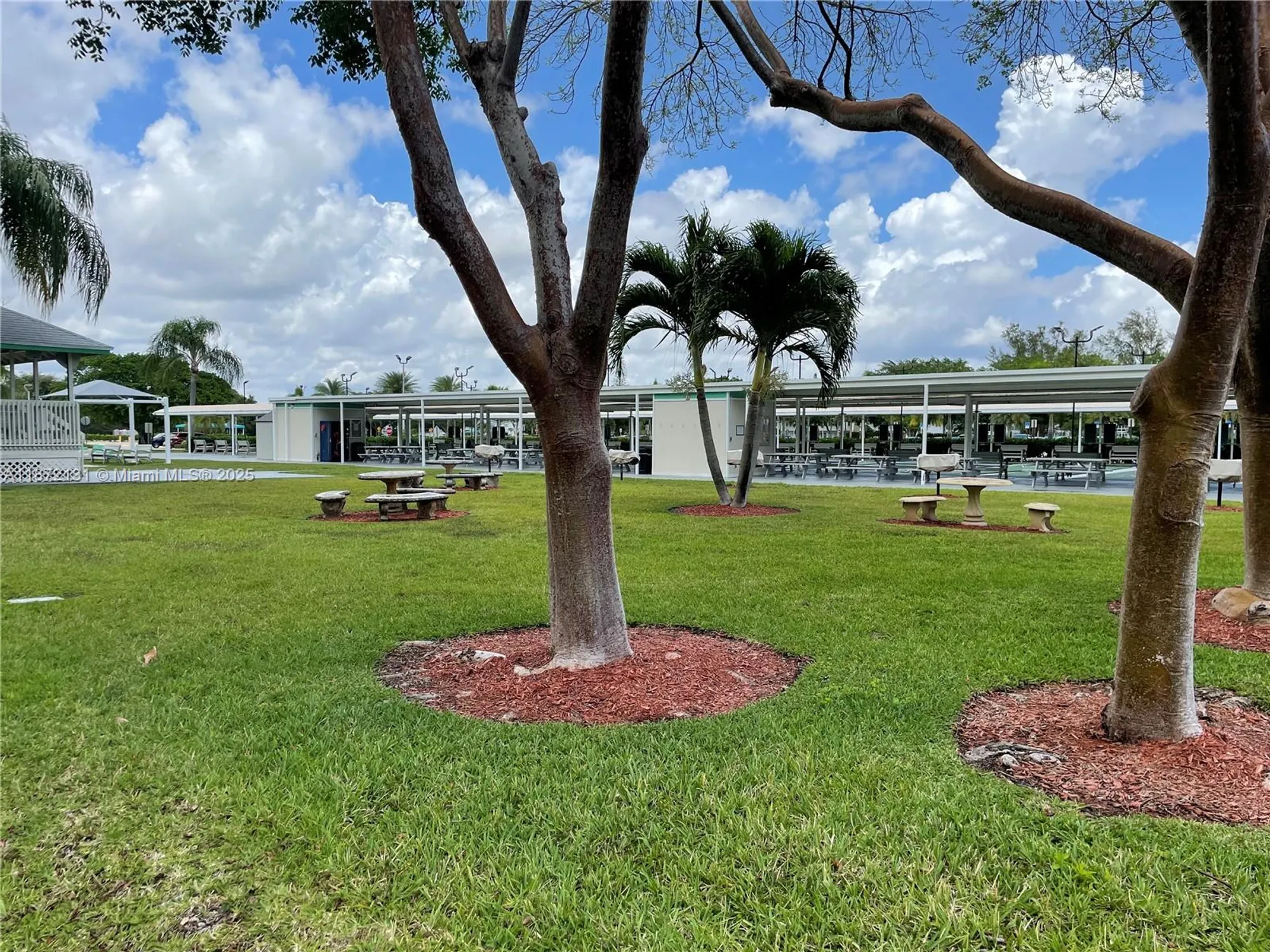 Property Slideshow image 34 of 43 | 3033 berkshire b # 3033, Deerfield Beach, FL, 33442