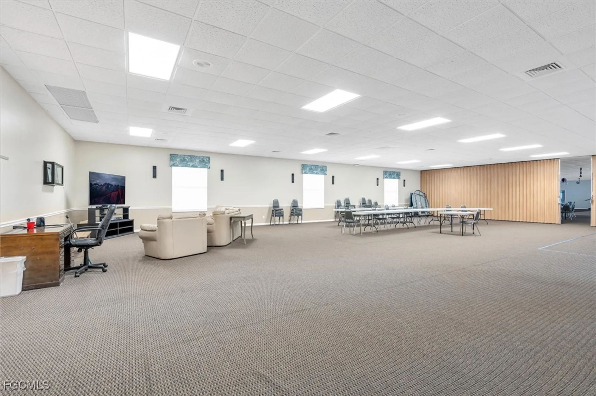 Property Slideshow image 34 of 35 | 1376 s brandywine cir apt 4, Fort Myers, FL, 33919