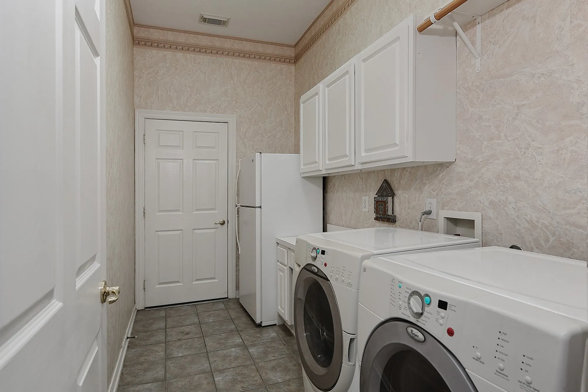 Property Slideshow image 15 of 47 | 7 sovereign way, Conroe, TX, 77384
