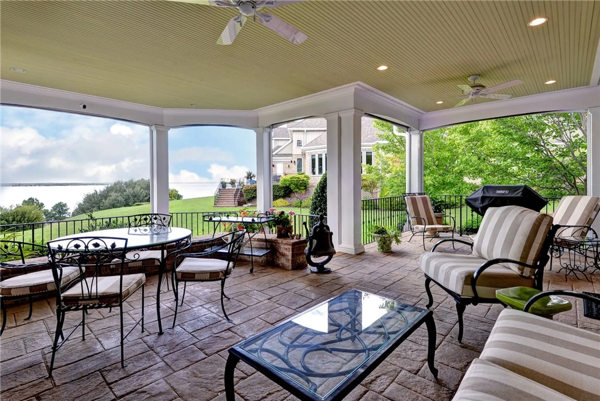 Property Slideshow image 10 of 42 | 215 rivers edge, Williamsburg, VA, 23185