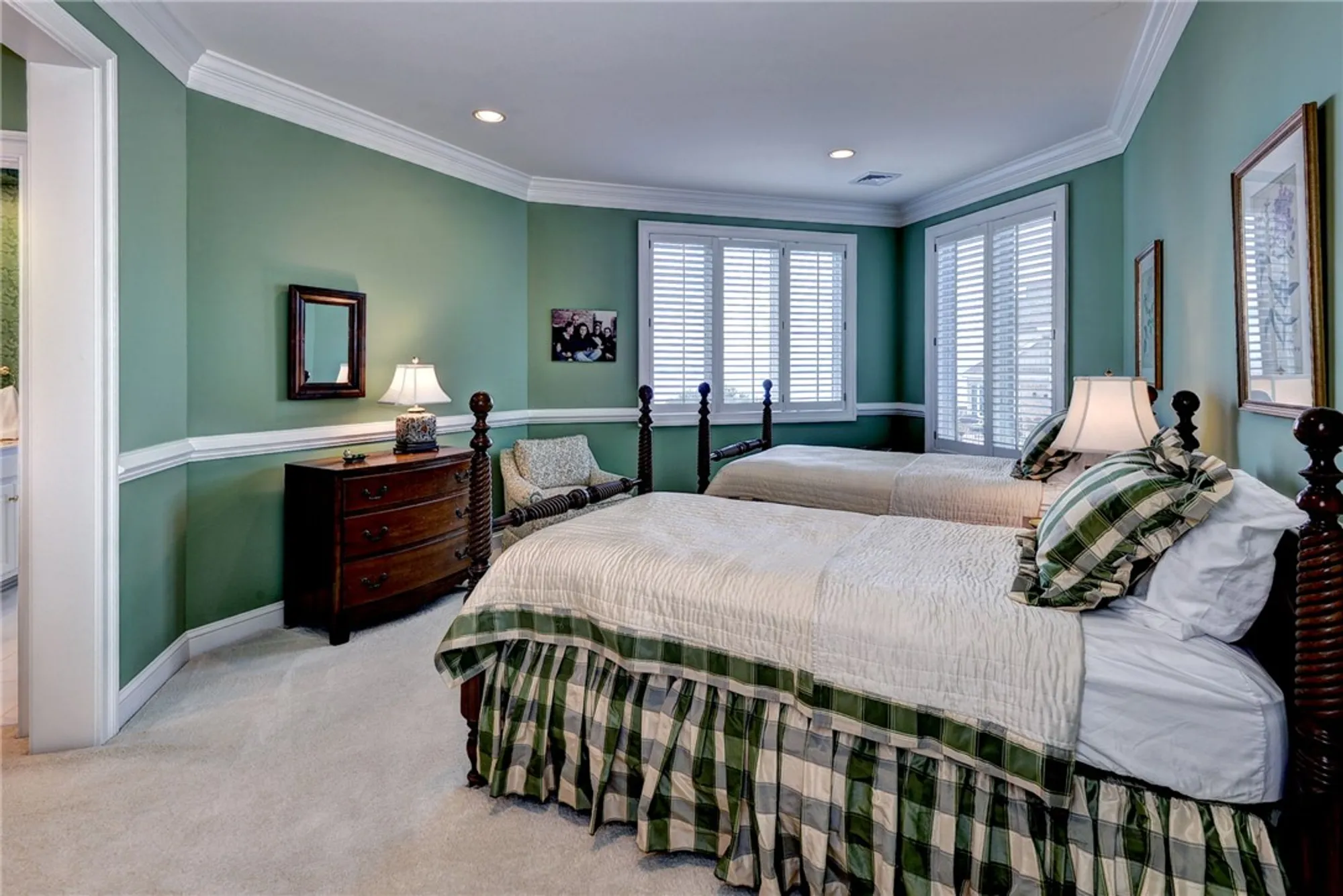 Property Slideshow image 28 of 42 | 215 rivers edge, Williamsburg, VA, 23185