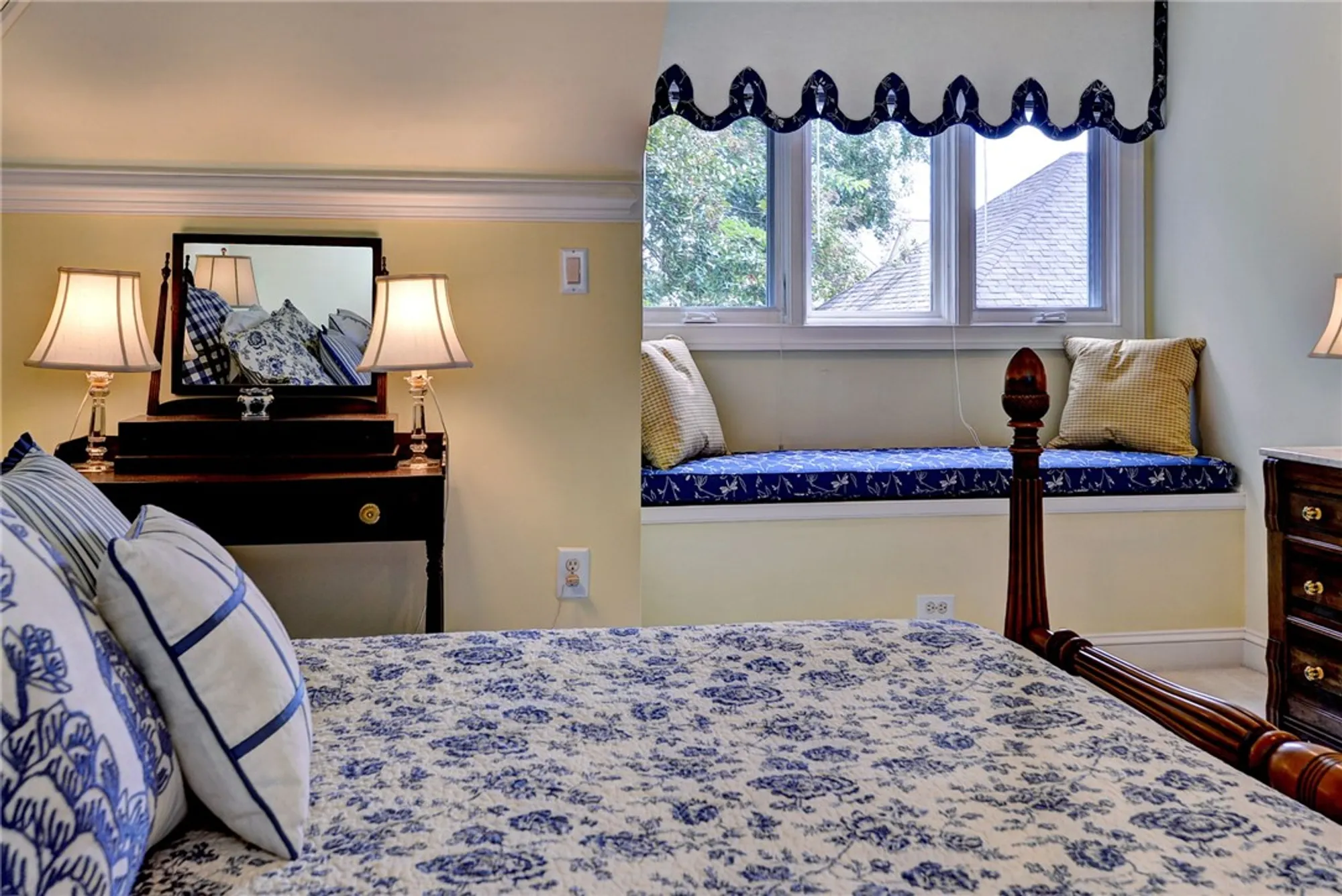 Property Slideshow image 34 of 42 | 215 rivers edge, Williamsburg, VA, 23185