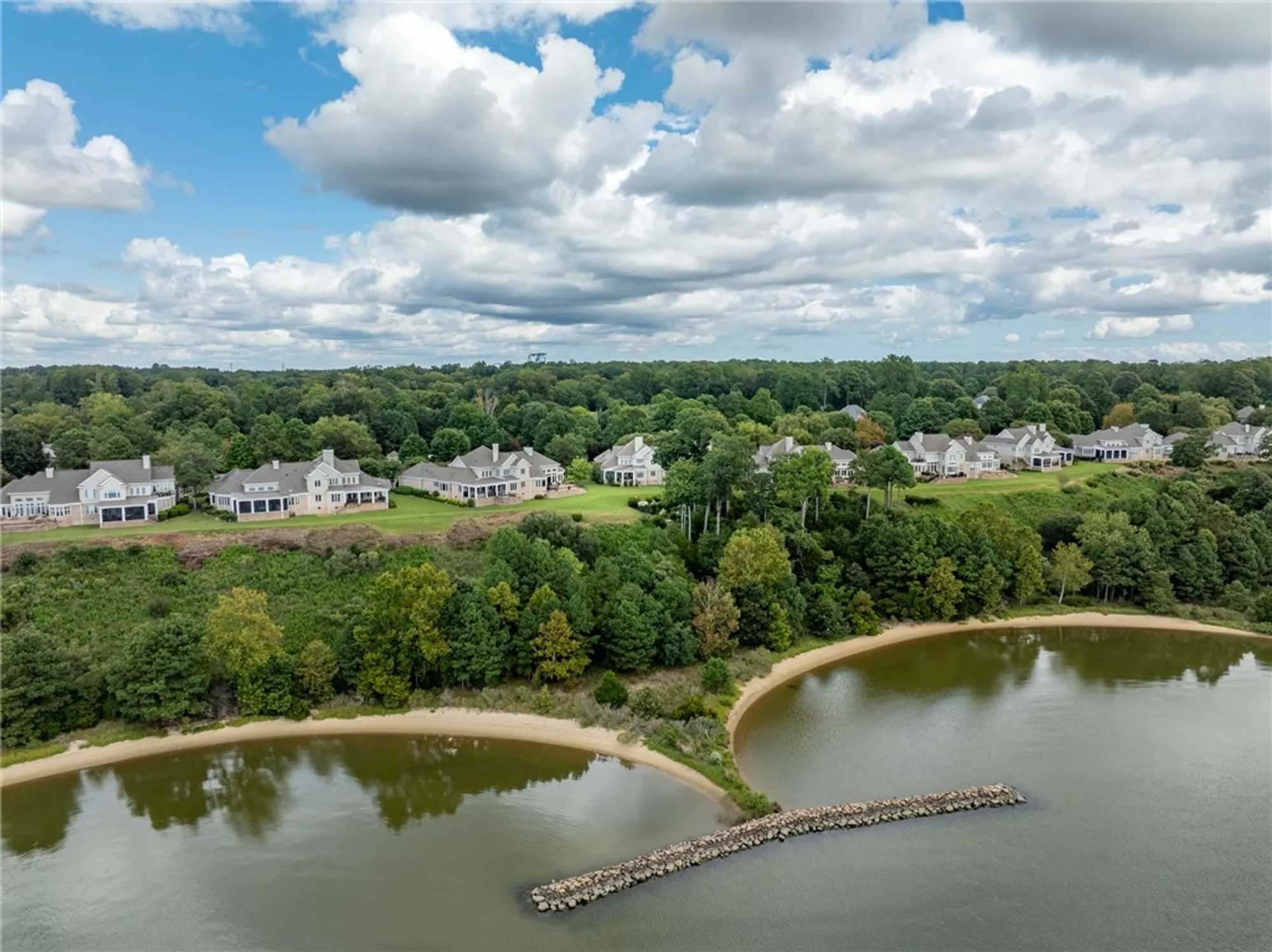 Property Slideshow image 39 of 42 | 215 rivers edge, Williamsburg, VA, 23185