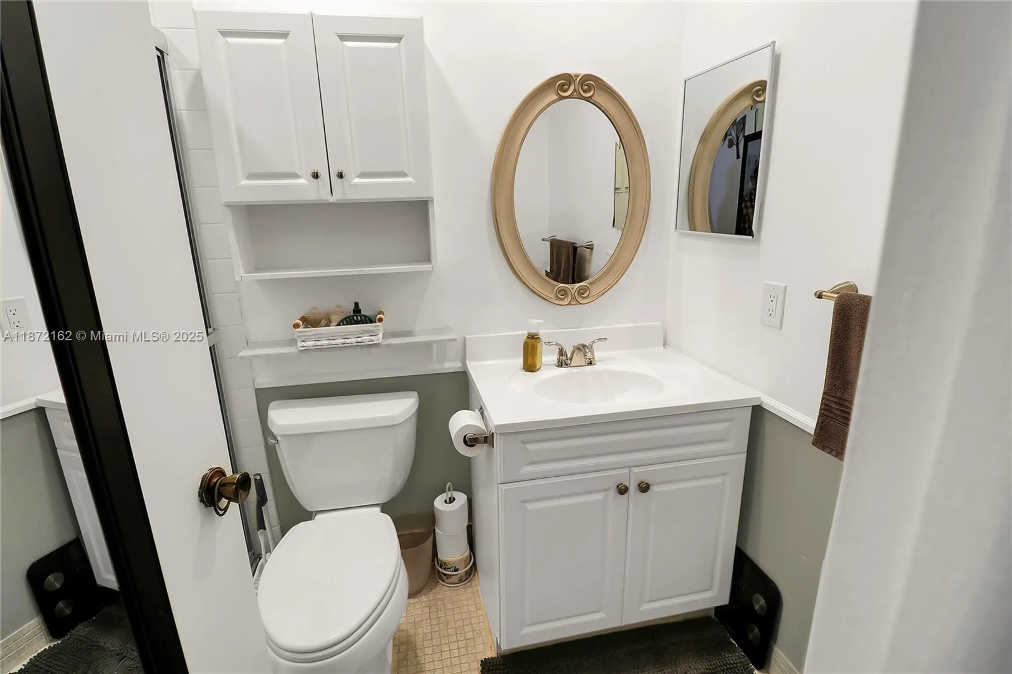 Property Slideshow image 13 of 18 | 608 normandy m, Delray Beach, FL, 33484