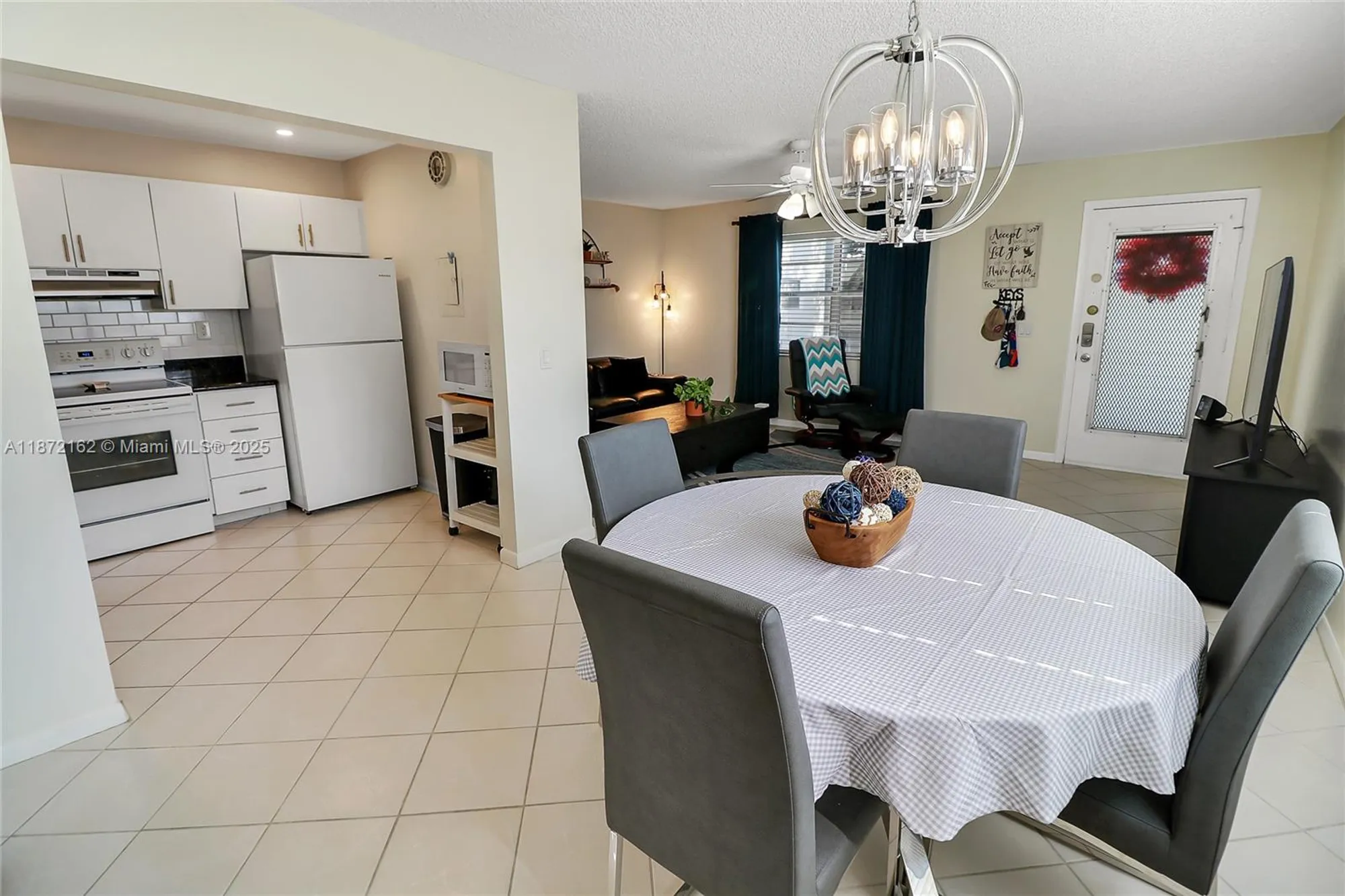 Property Slideshow image 7 of 18 | 608 normandy m, Delray Beach, FL, 33484
