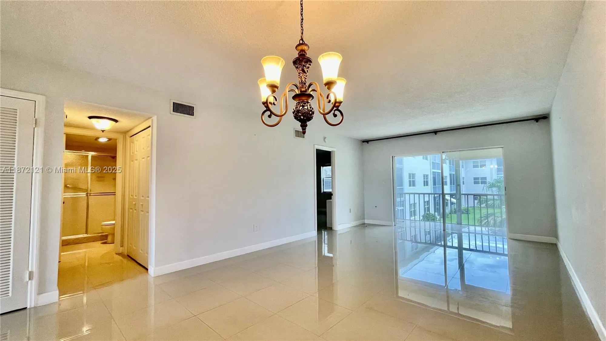Property Slideshow image 16 of 48 | 9856 marina blvd apt 1320, Boca Raton, FL, 33428
