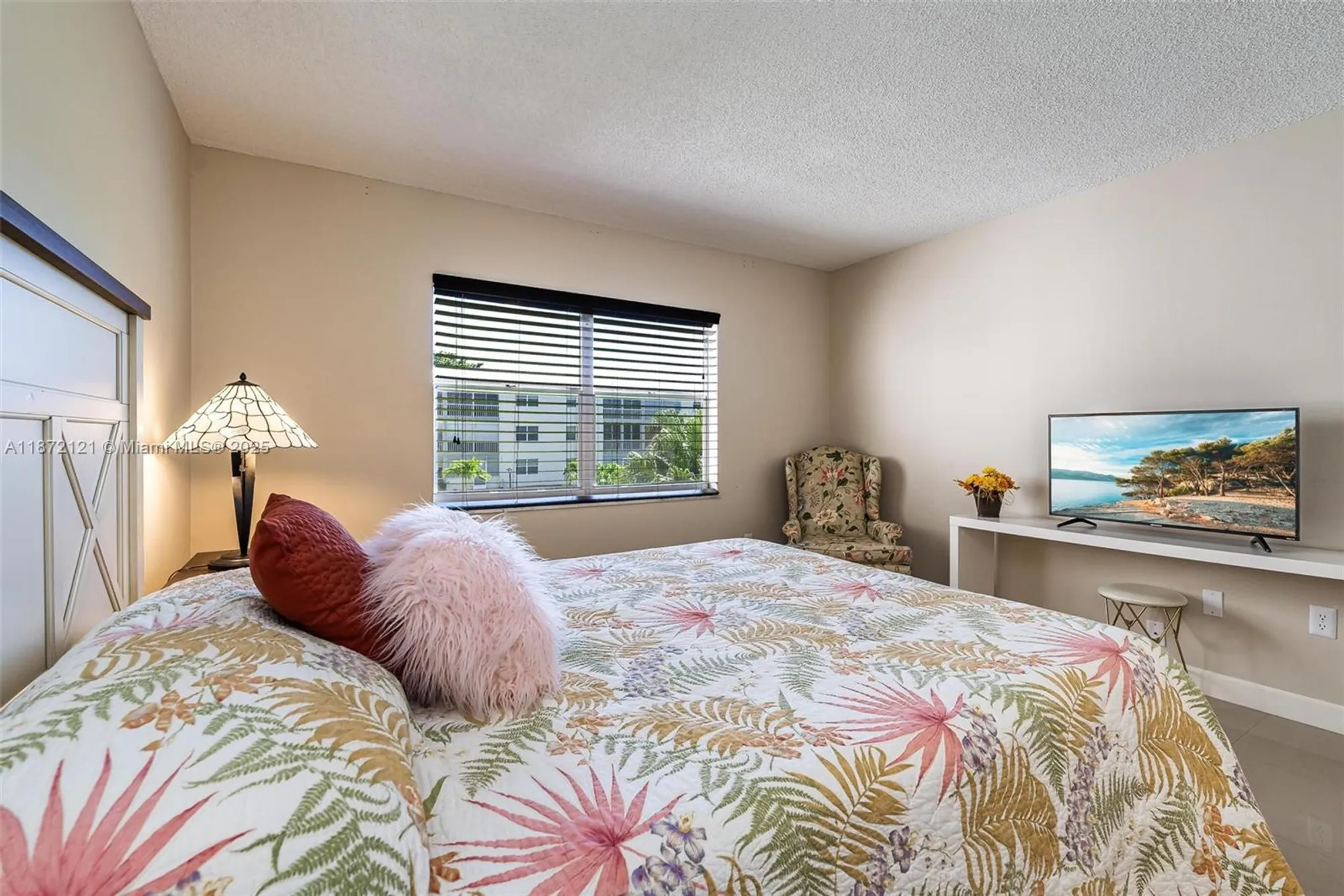 Property Slideshow image 24 of 48 | 9856 marina blvd apt 1320, Boca Raton, FL, 33428
