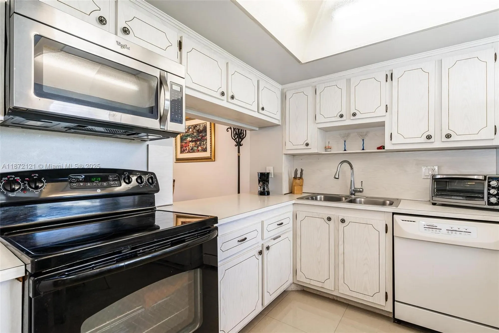 Property Slideshow image 27 of 48 | 9856 marina blvd apt 1320, Boca Raton, FL, 33428