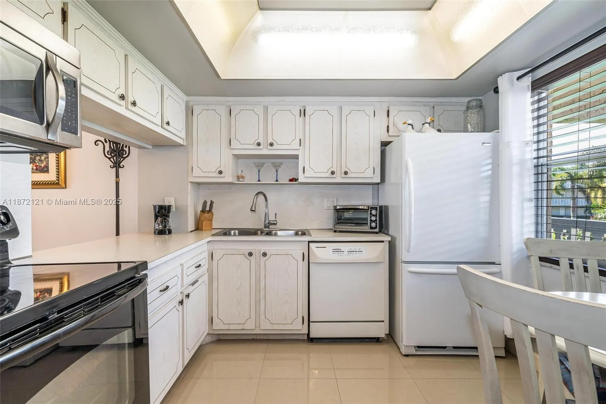 Property Slideshow image 29 of 48 | 9856 marina blvd apt 1320, Boca Raton, FL, 33428