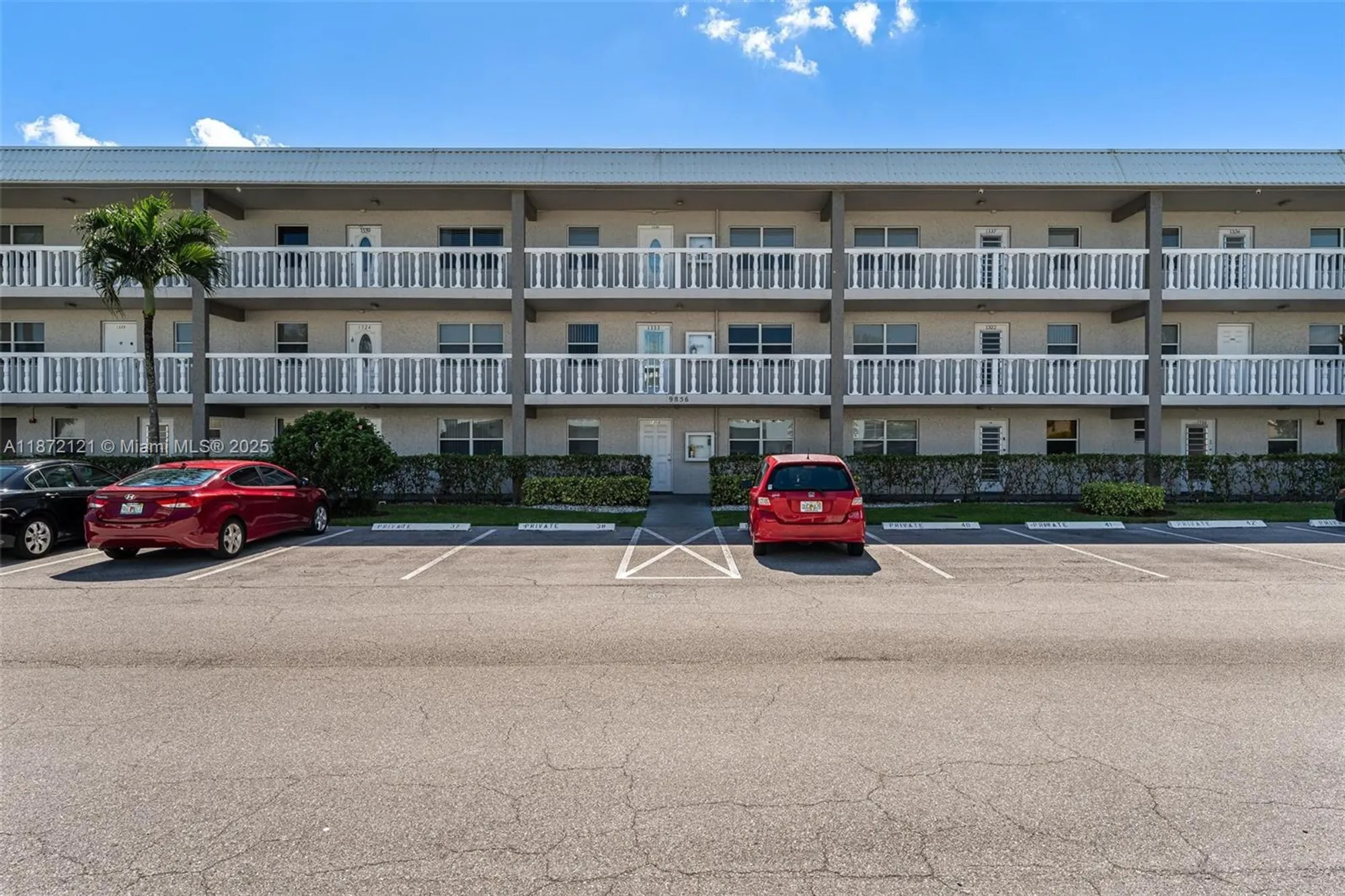 Property Slideshow image 38 of 48 | 9856 marina blvd apt 1320, Boca Raton, FL, 33428