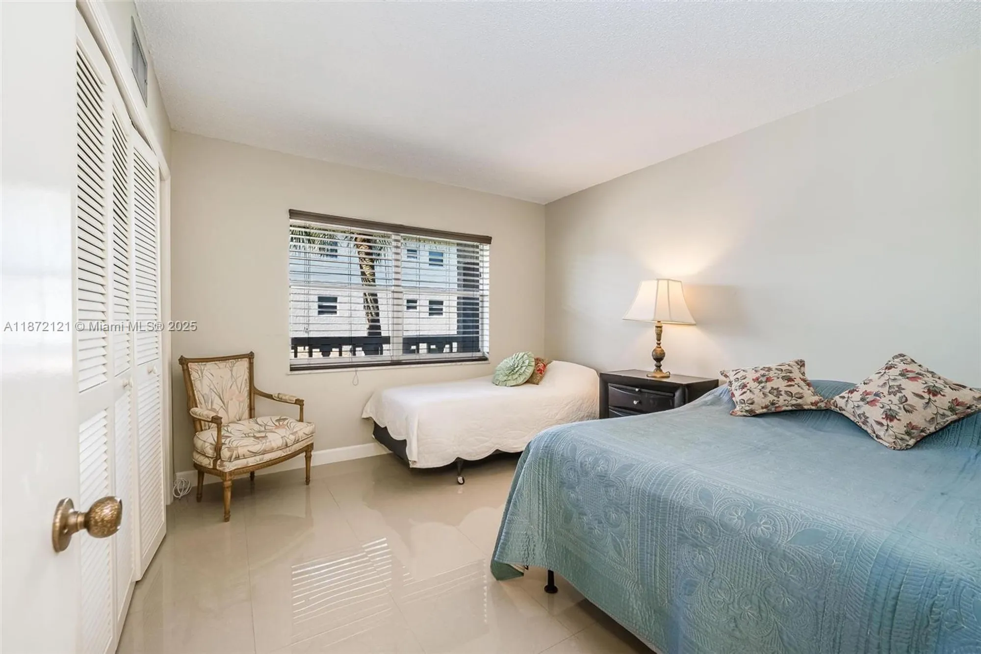 Property Slideshow image 31 of 48 | 9856 marina blvd apt 1320, Boca Raton, FL, 33428