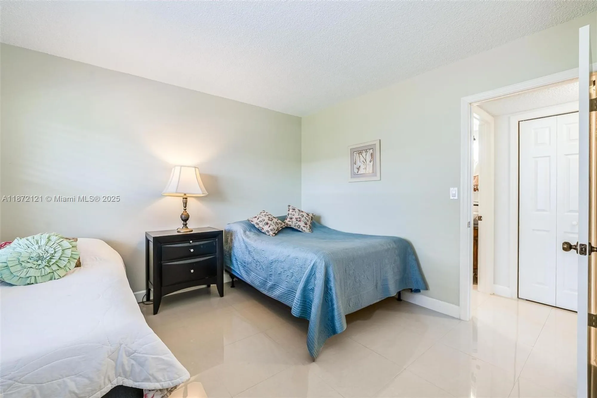 Property Slideshow image 33 of 48 | 9856 marina blvd apt 1320, Boca Raton, FL, 33428