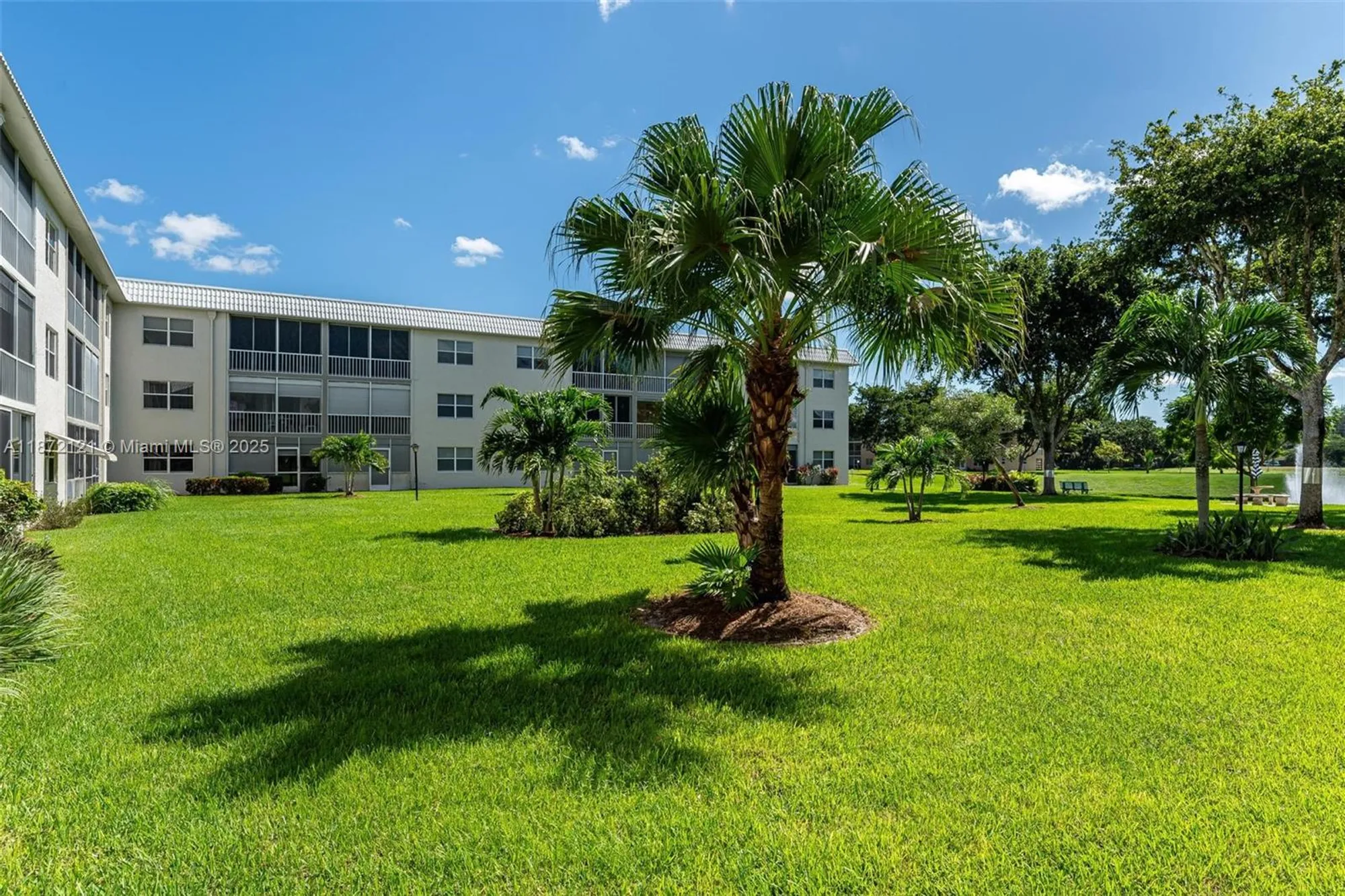 Property Slideshow image 45 of 48 | 9856 marina blvd apt 1320, Boca Raton, FL, 33428