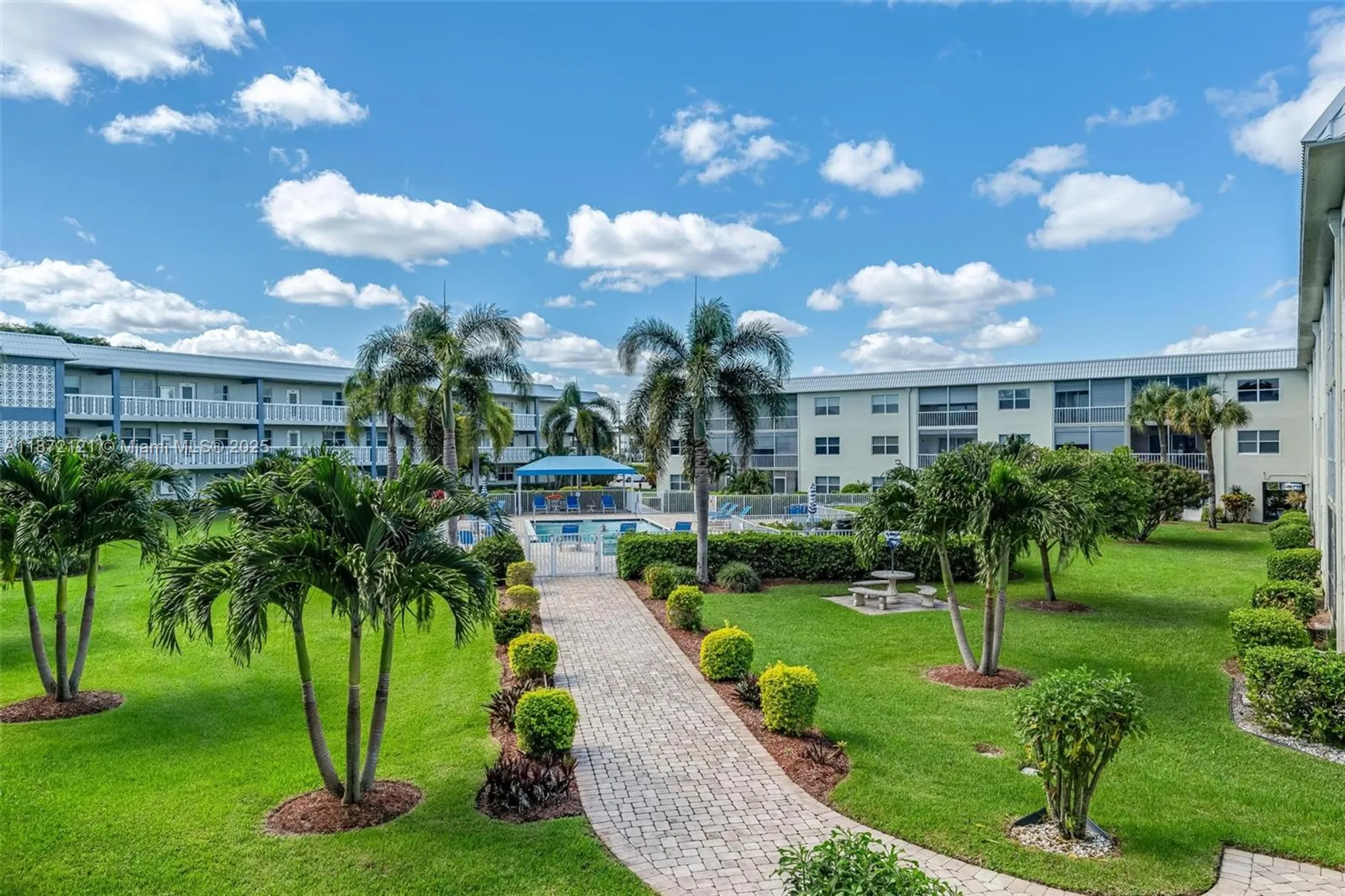 Property Slideshow image 41 of 48 | 9856 marina blvd apt 1320, Boca Raton, FL, 33428