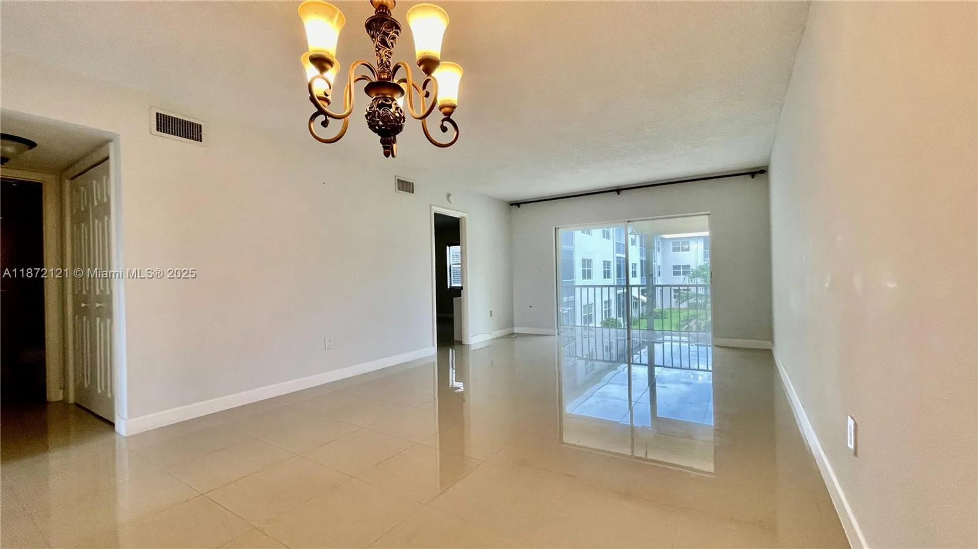 Property Slideshow image 8 of 48 | 9856 marina blvd apt 1320, Boca Raton, FL, 33428