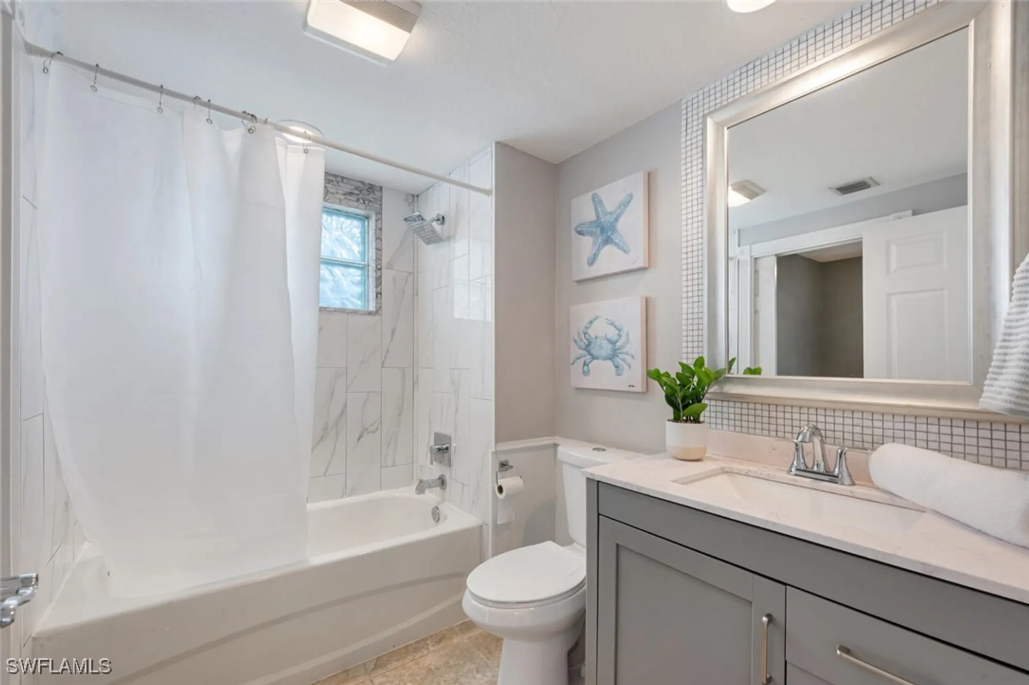 Property Slideshow image 14 of 50 | 15586 latitude dr, Bonita Springs, FL, 34135