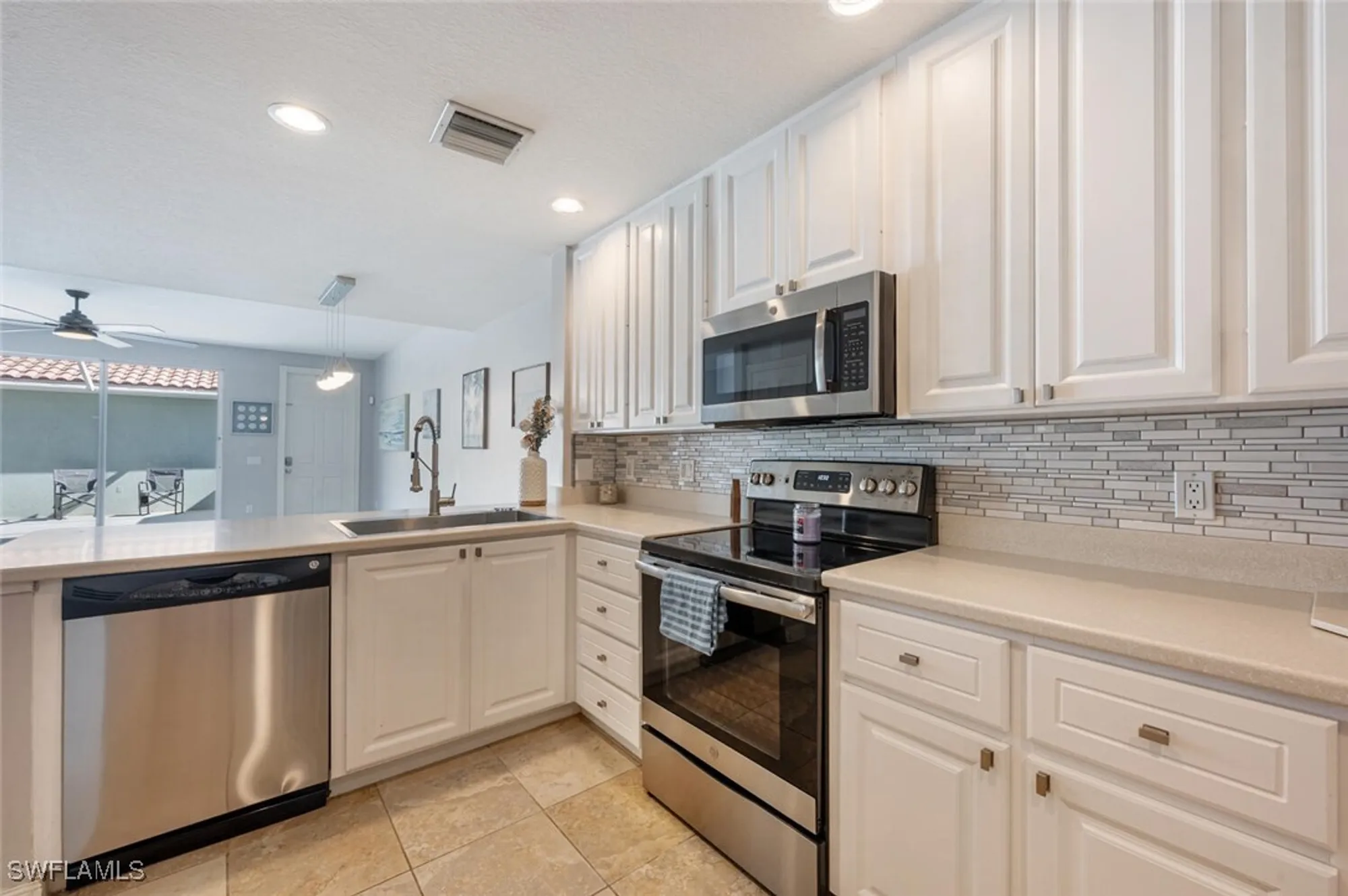 Property Slideshow image 11 of 50 | 15586 latitude dr, Bonita Springs, FL, 34135