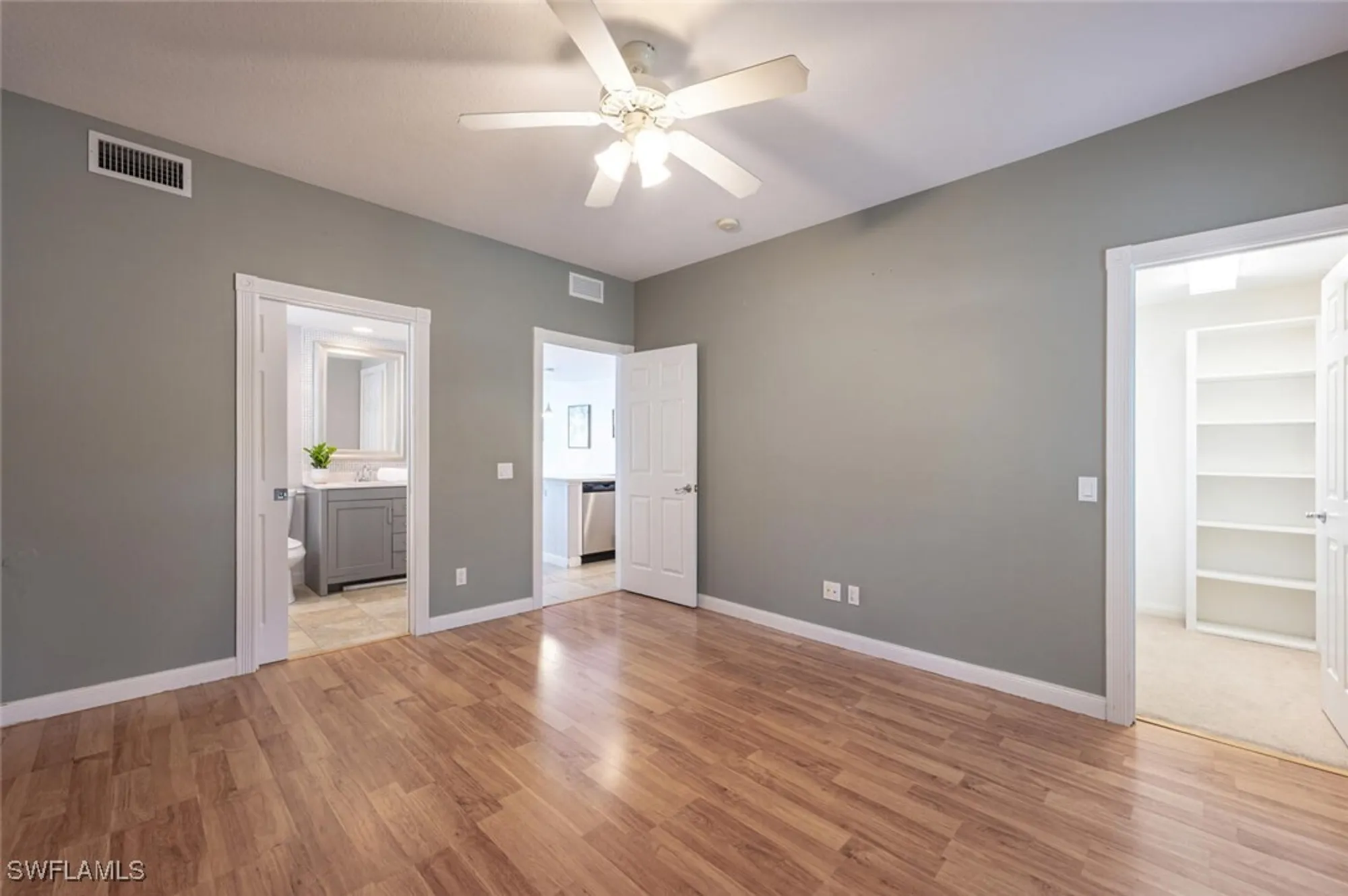 Property Slideshow image 13 of 50 | 15586 latitude dr, Bonita Springs, FL, 34135