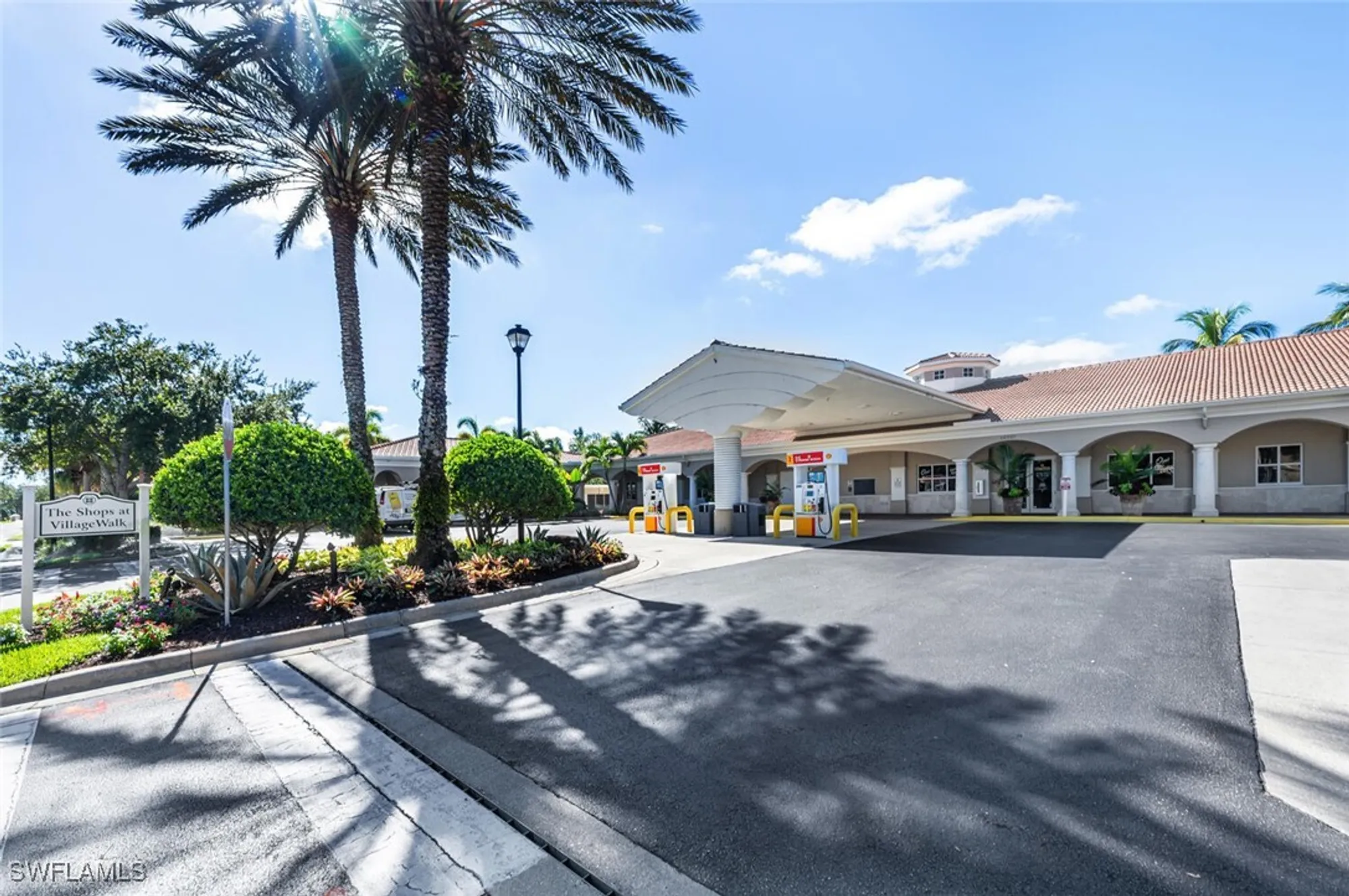 Property Slideshow image 37 of 50 | 15586 latitude dr, Bonita Springs, FL, 34135