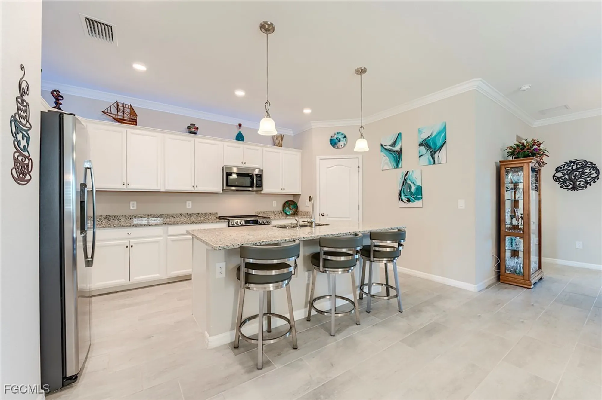 Property Slideshow image 4 of 50 | 10304 livorno dr, Fort Myers, FL, 33913