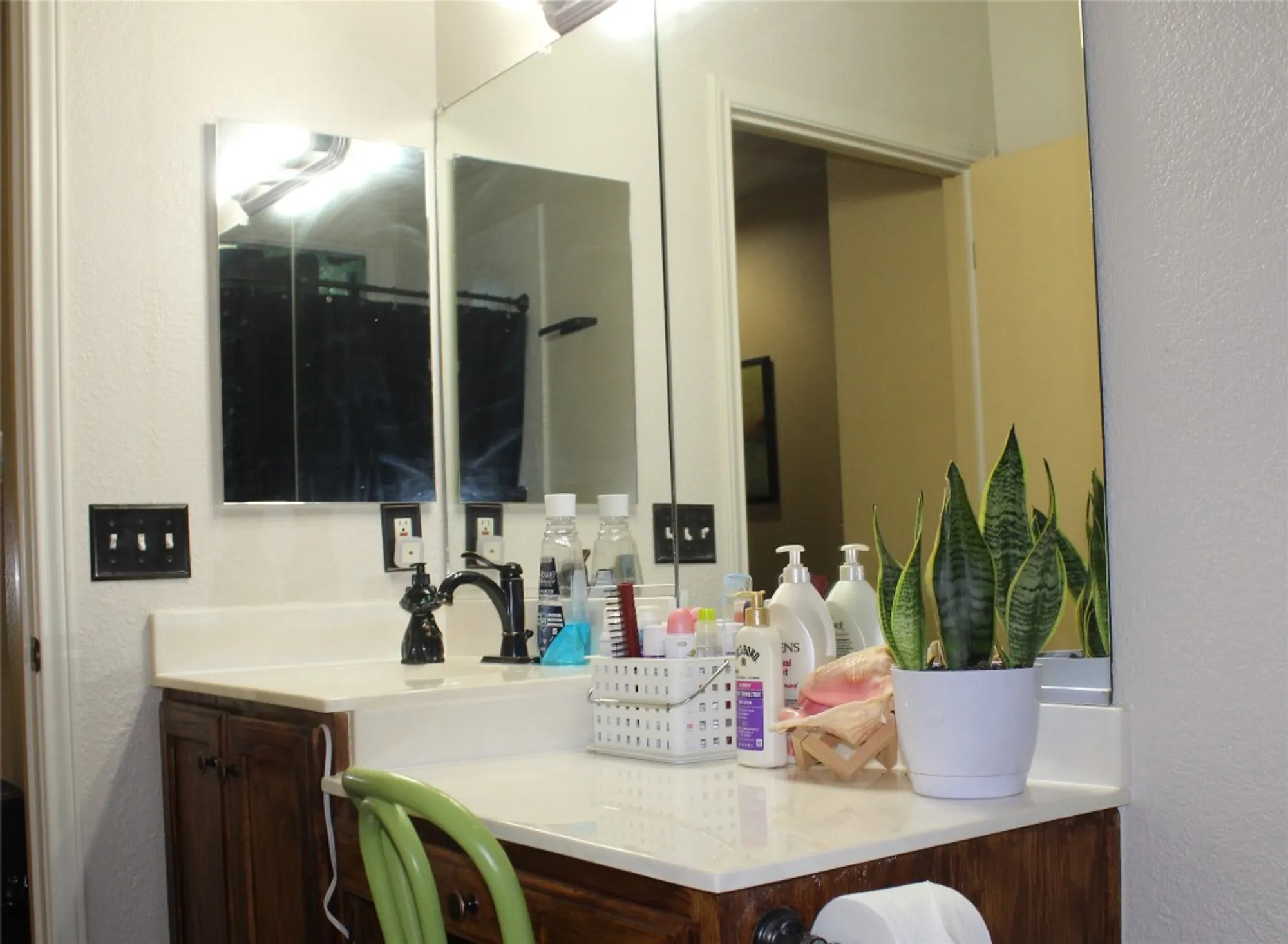 Property Slideshow image 24 of 32 | 503 dawson trl, Georgetown, TX, 78633