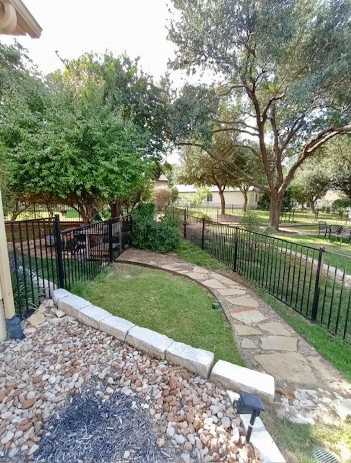 Property Slideshow image 29 of 32 | 503 dawson trl, Georgetown, TX, 78633