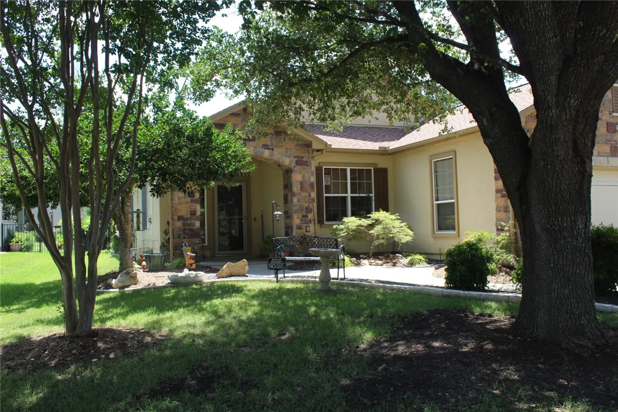Property Slideshow image 2 of 32 | 503 dawson trl, Georgetown, TX, 78633