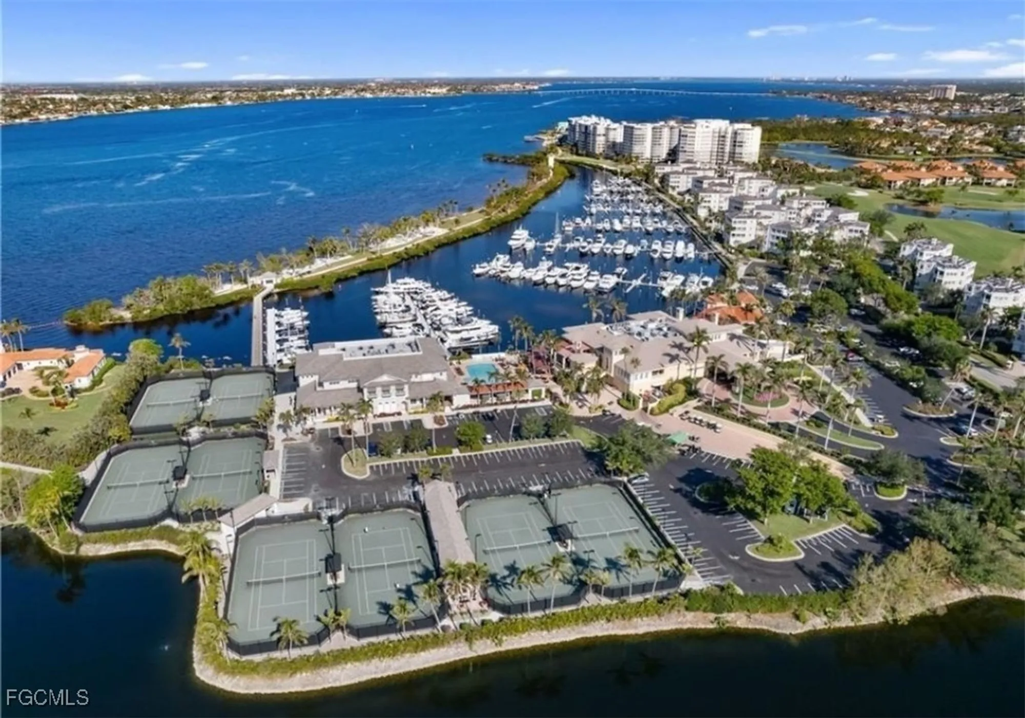 Property Slideshow image 17 of 19 | 11460 compass point dr, Fort Myers, FL, 33908