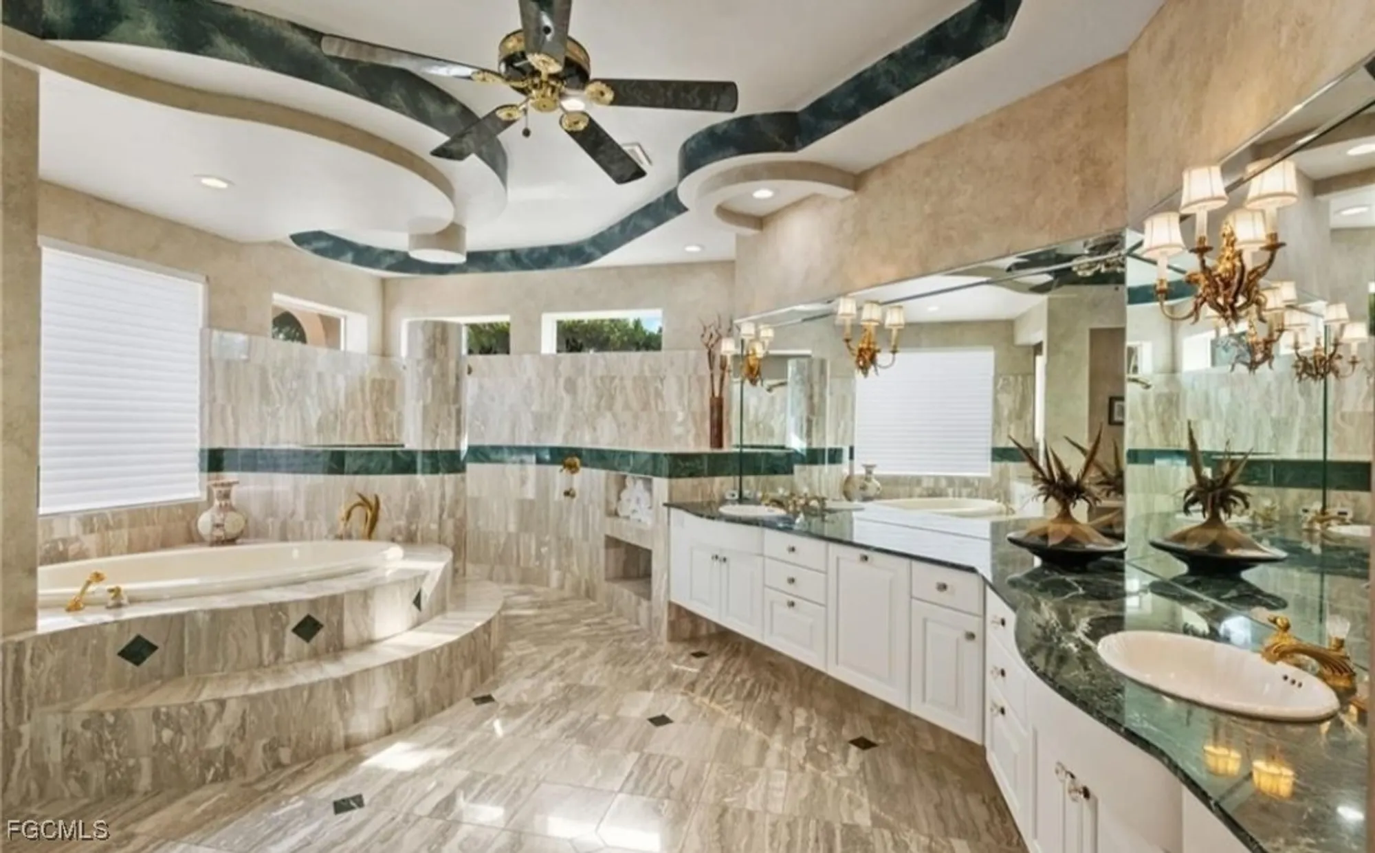 Property Slideshow image 12 of 19 | 11460 compass point dr, Fort Myers, FL, 33908
