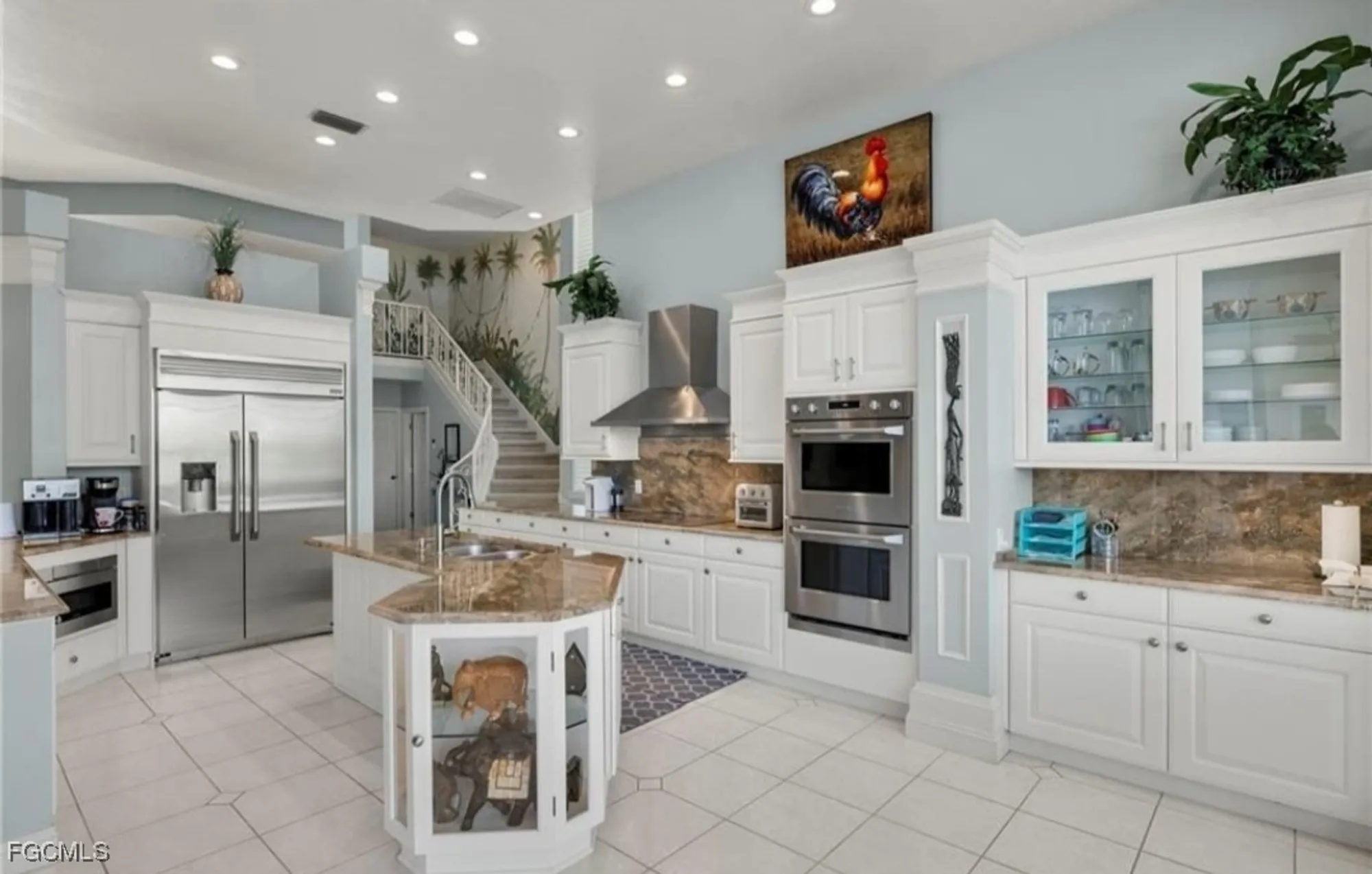 Property Slideshow image 8 of 19 | 11460 compass point dr, Fort Myers, FL, 33908